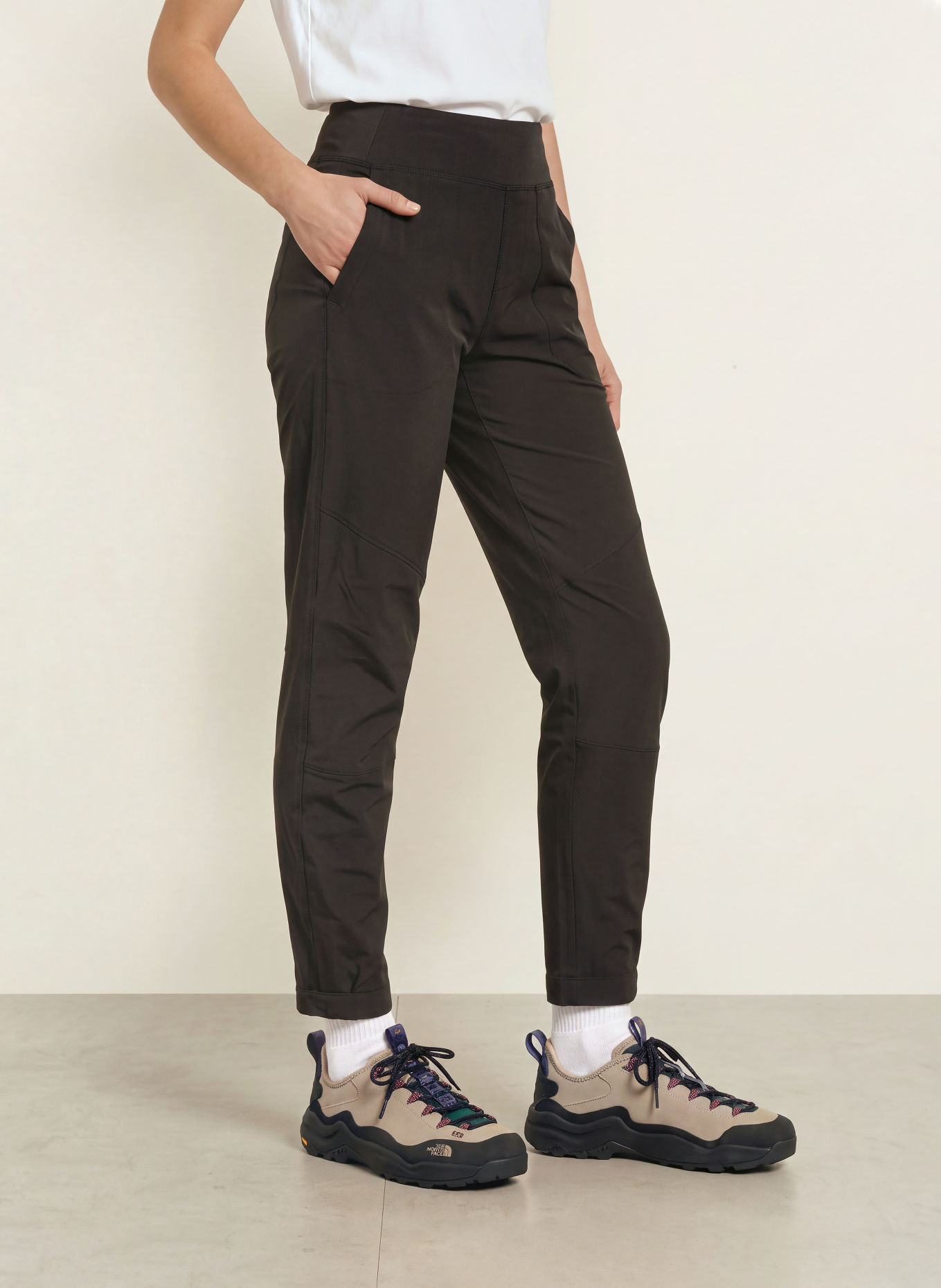 patagonia Trekking pants CALIZA: BLACK