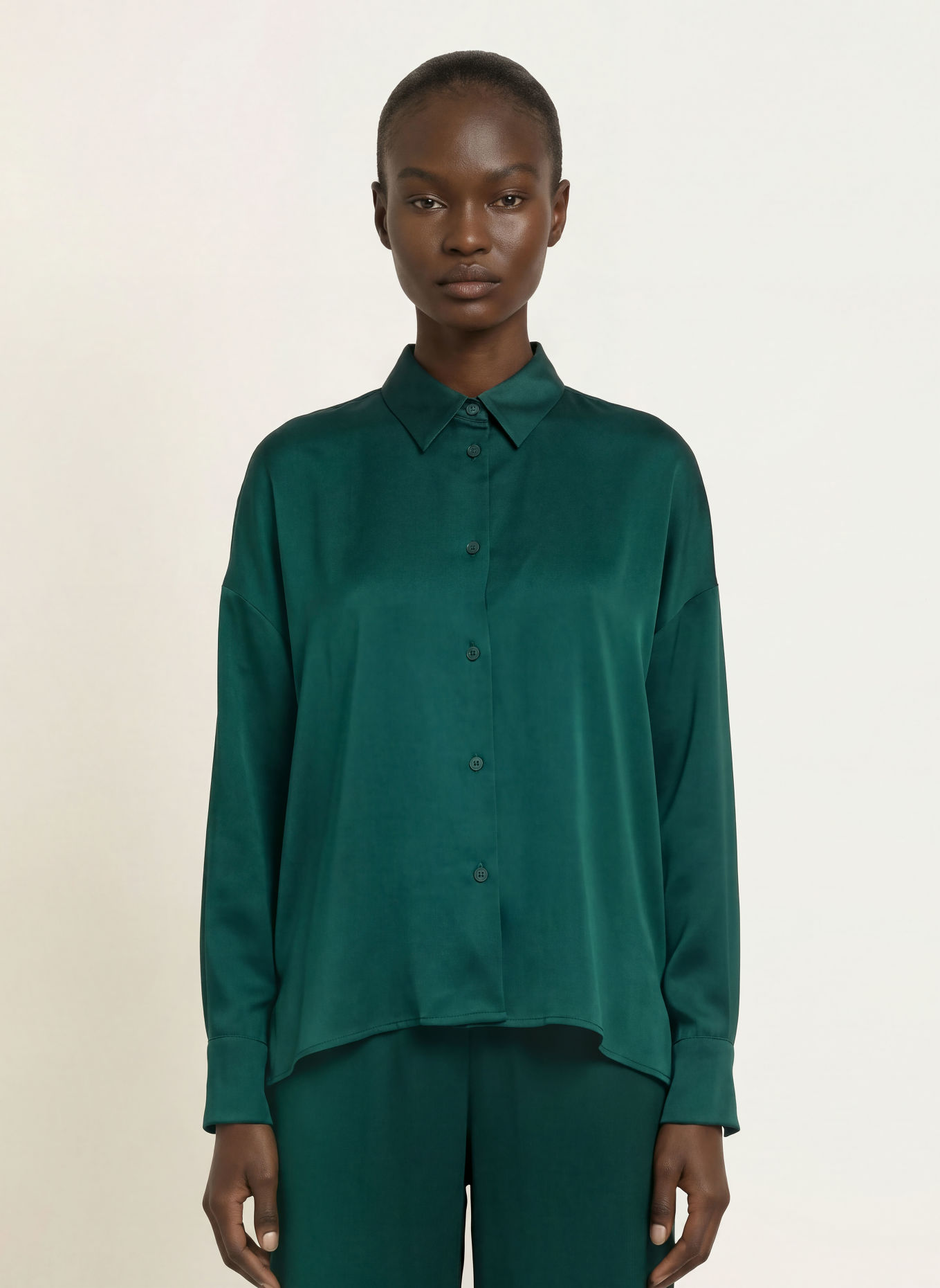 DRYKORN Shirt blouse CLOELIA in satin: DARK GREEN