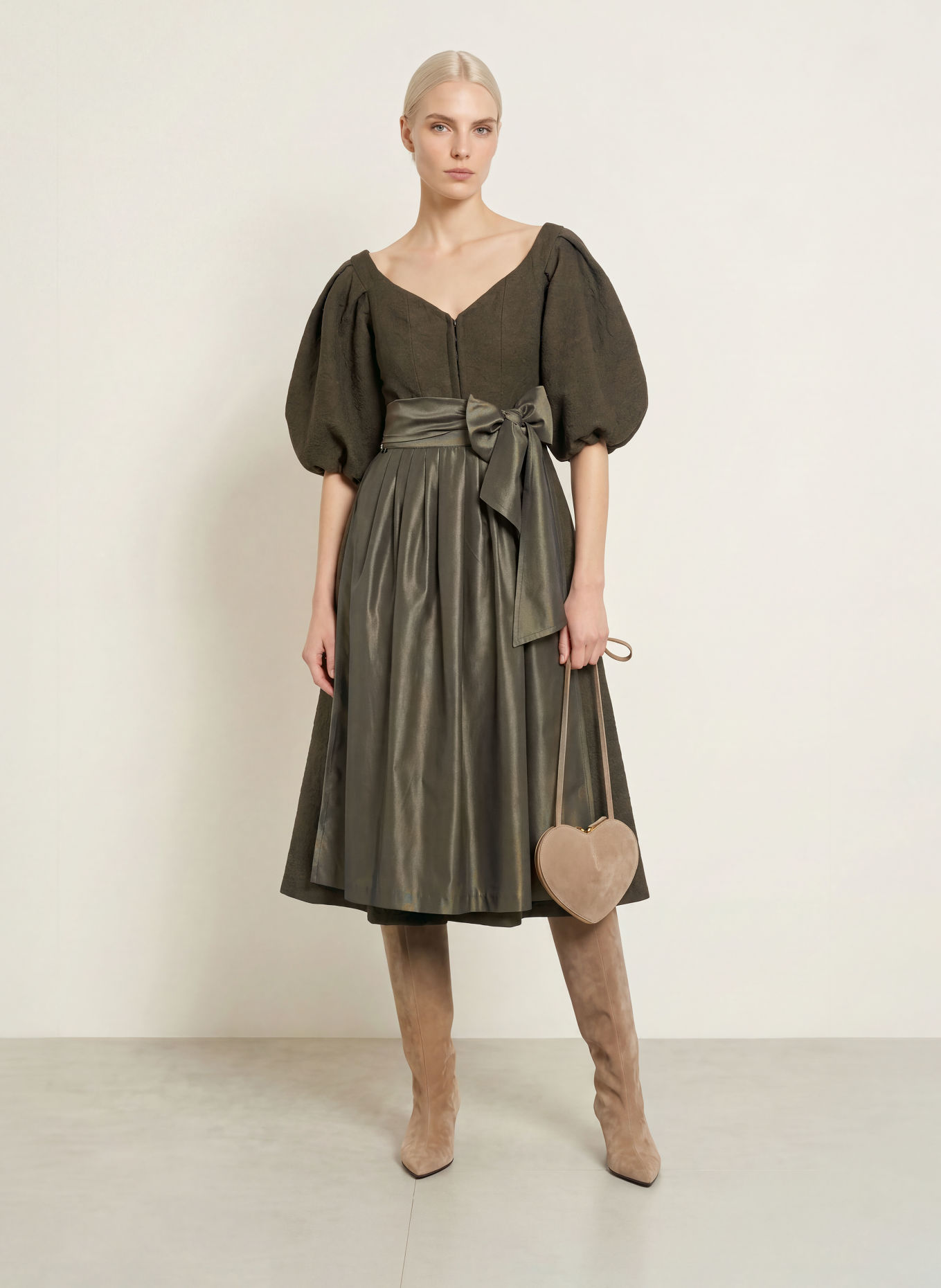 CocoVero Dirndl CARMEN: DUNKELGRÜN