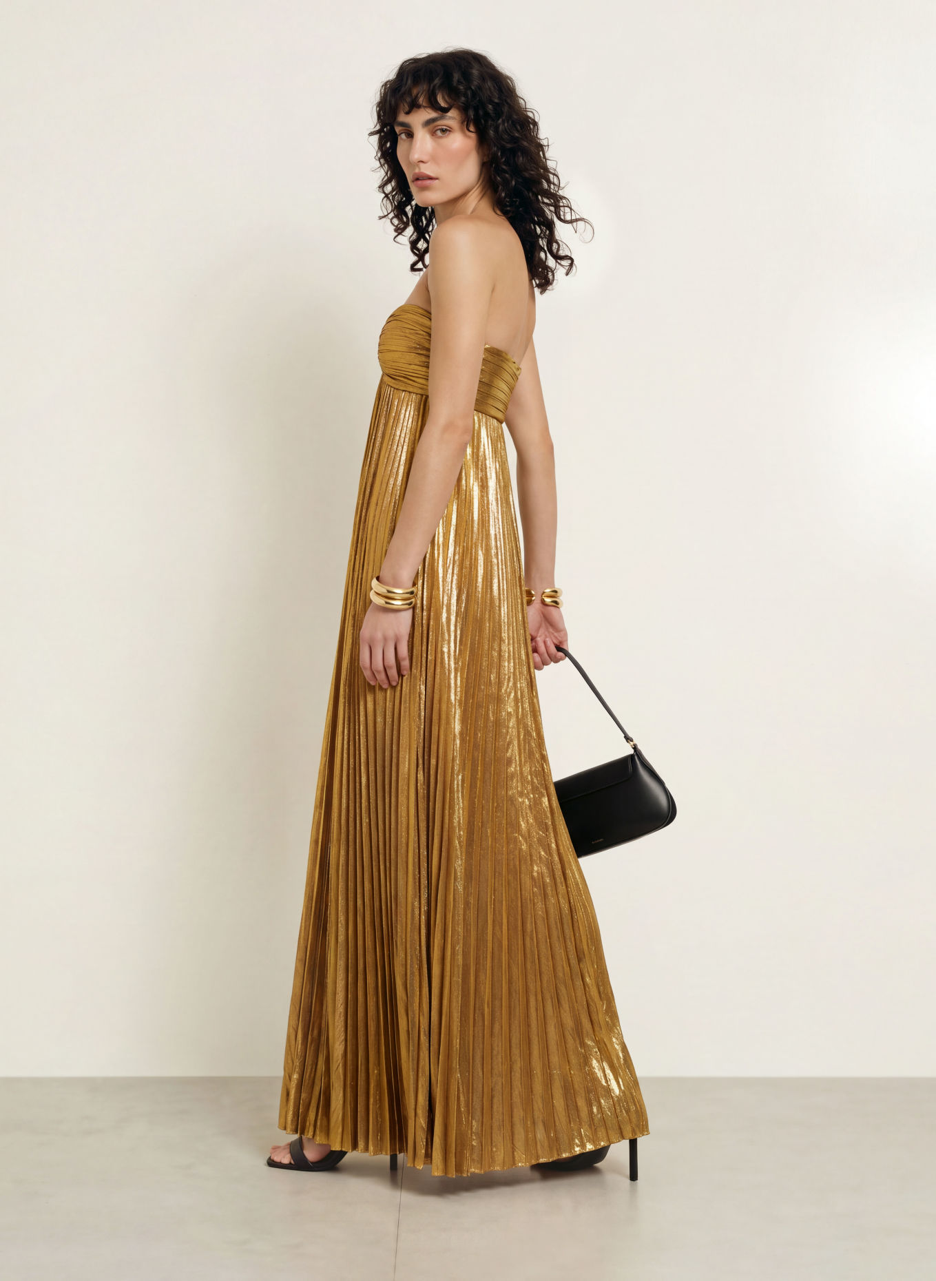 RETROFÊTE Pleated dress ZOA: GOLD