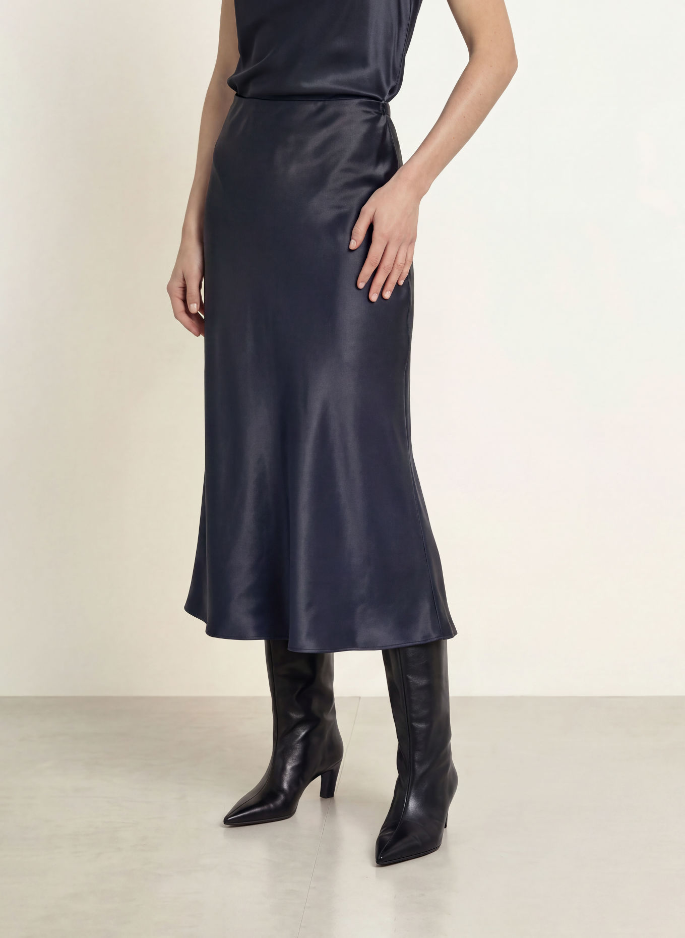 BOSS VESATIE satin skirt: DARK BLUE