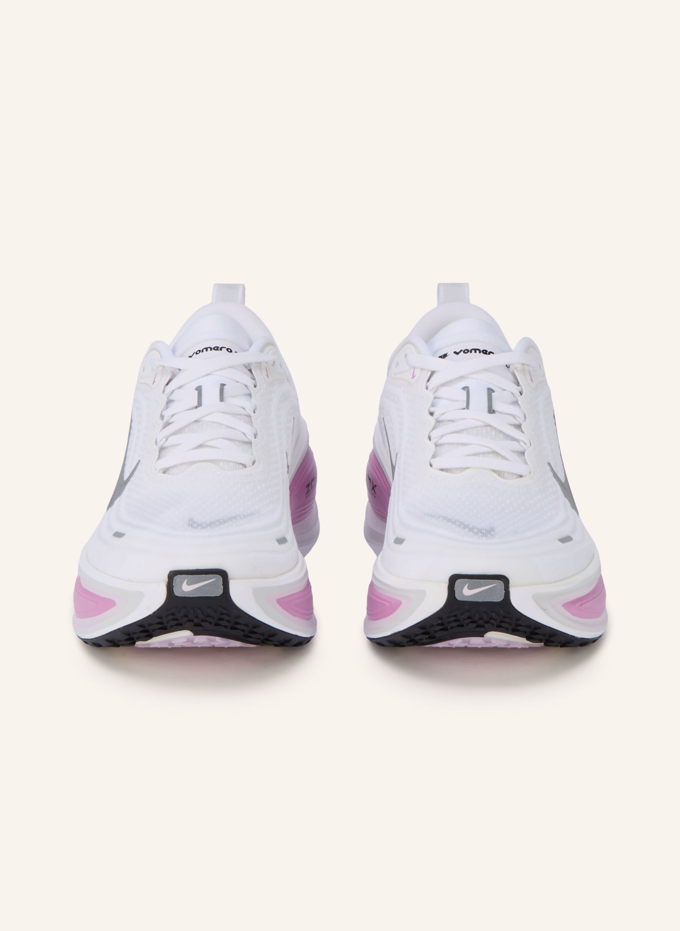 Nike VOMERO PLUS running shoes: WHITE / SILVER / LIGHT PURPLE