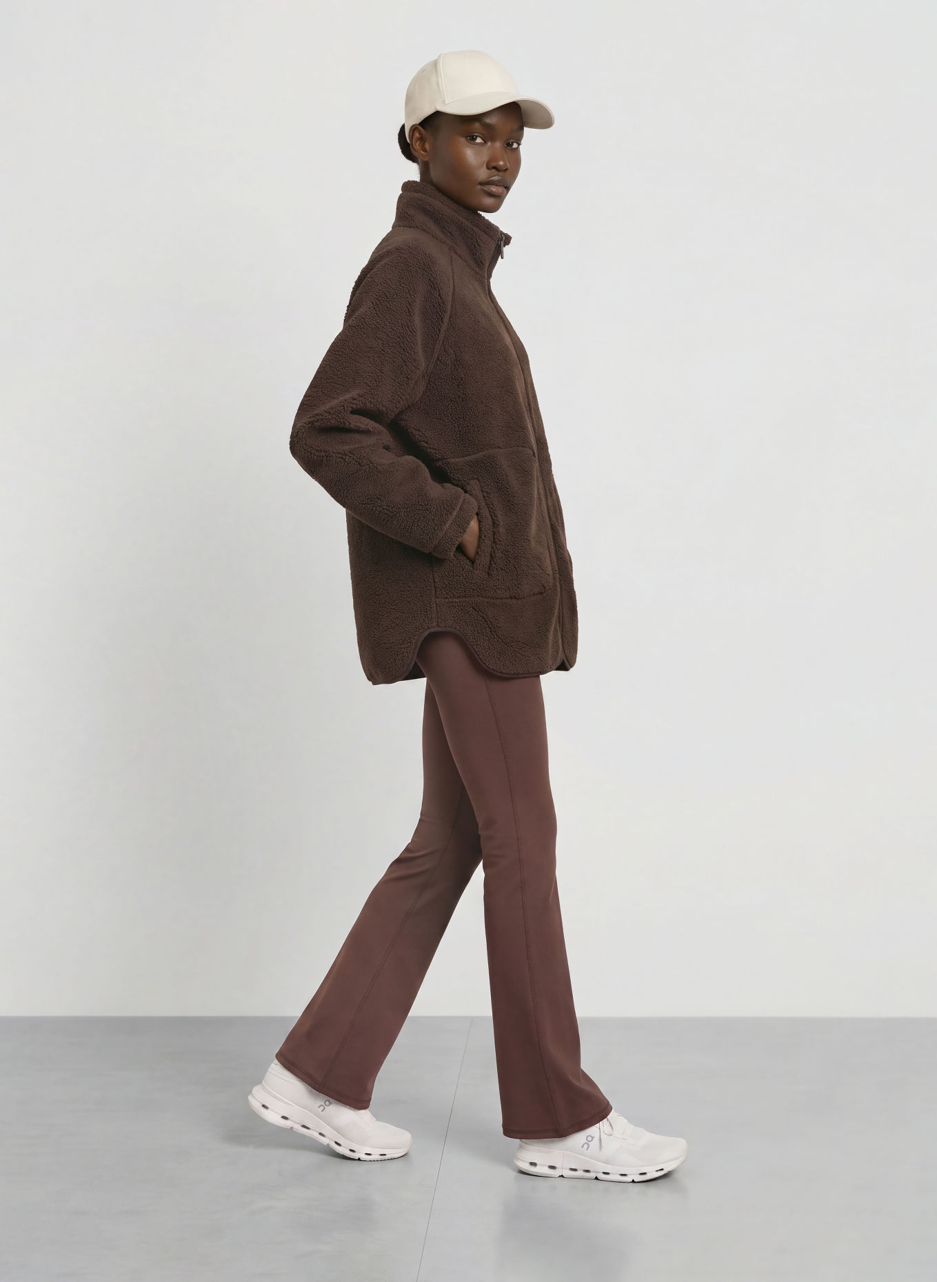 RÖHNISCH CLOUD PILE fleece jacket: DARK BROWN