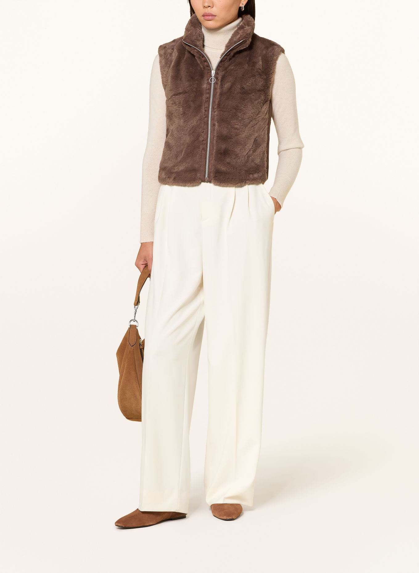 Betty Barclay Faux fur vest: BROWN