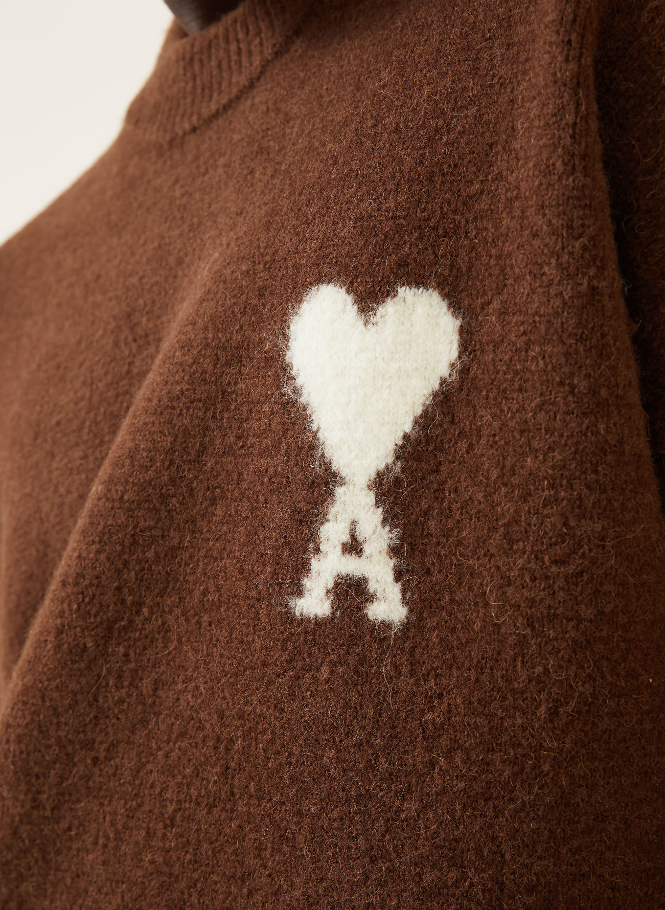 AMI PARIS Trui met alpaca: MARRON FONCÉ / CRÈME