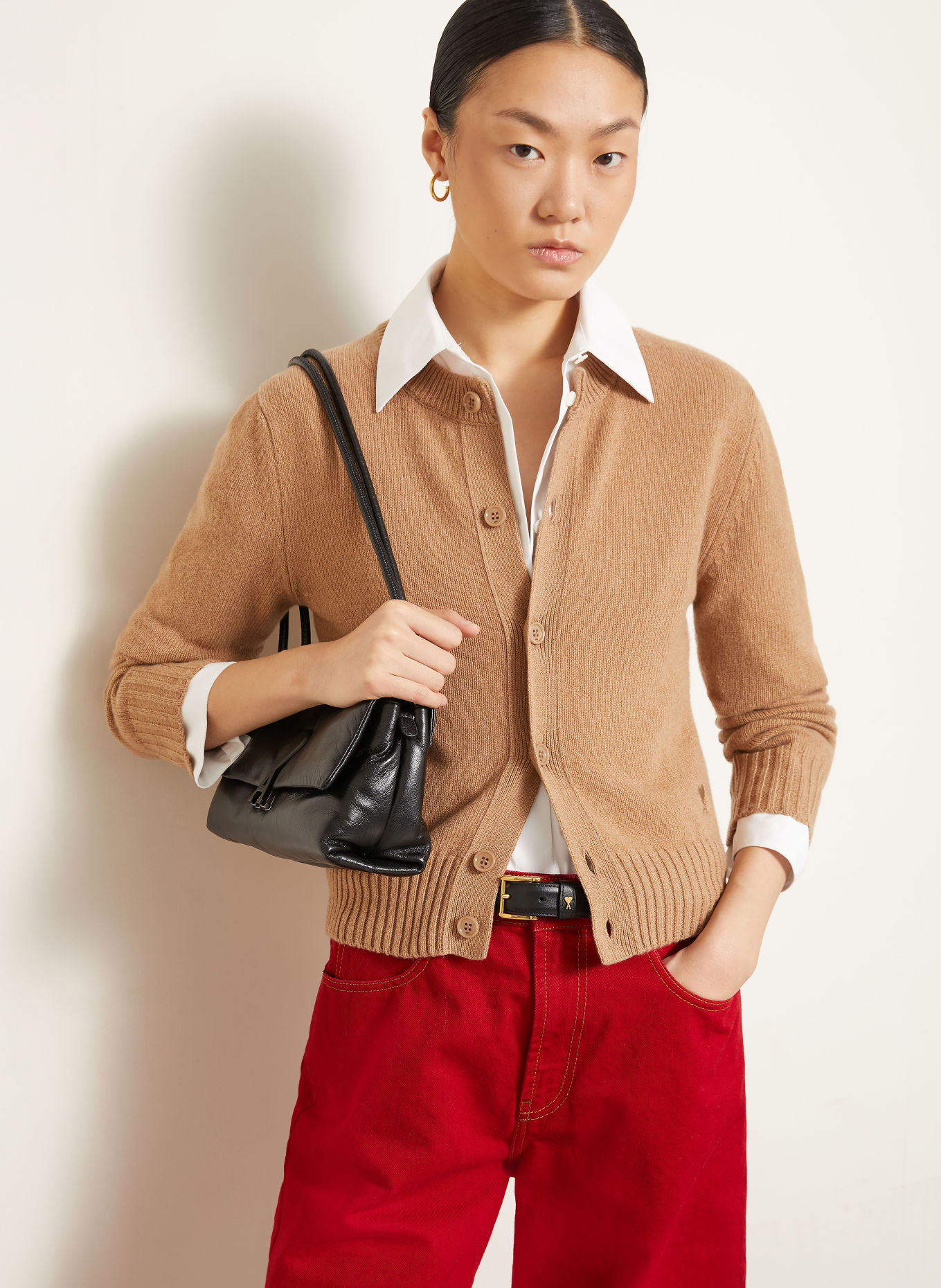AMI PARIS Cardigan en cachemire: CHAMEAU