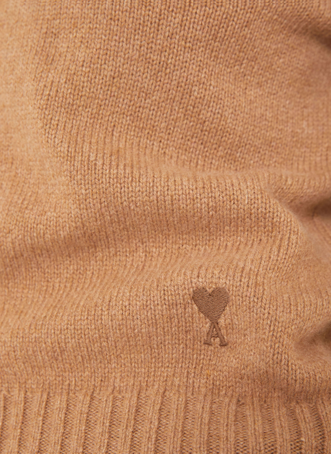 AMI PARIS Cardigan en cachemire: CHAMEAU