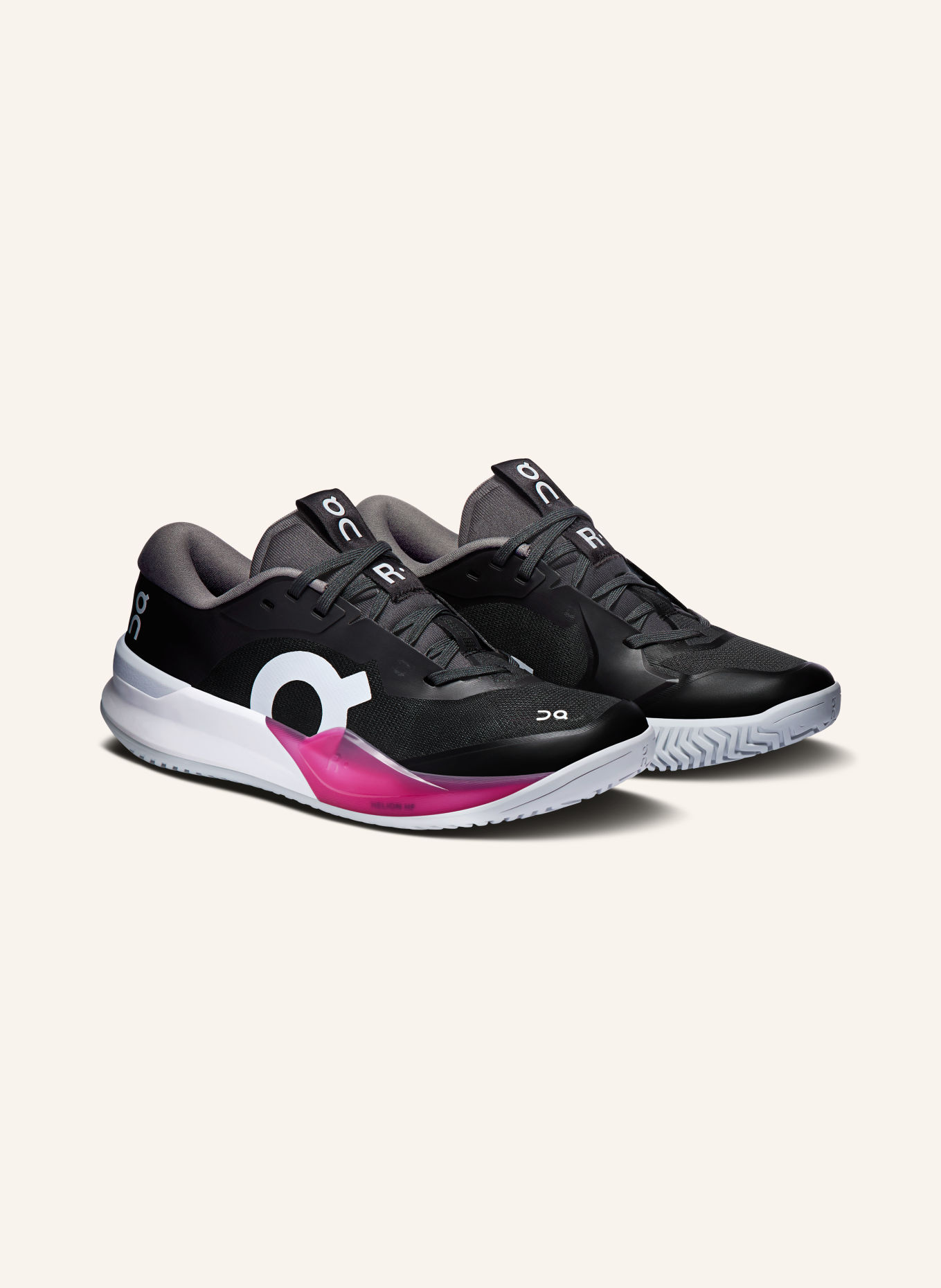 On Tennis shoes THE ROGER PRO 3 CLAY: BLACK / WHITE