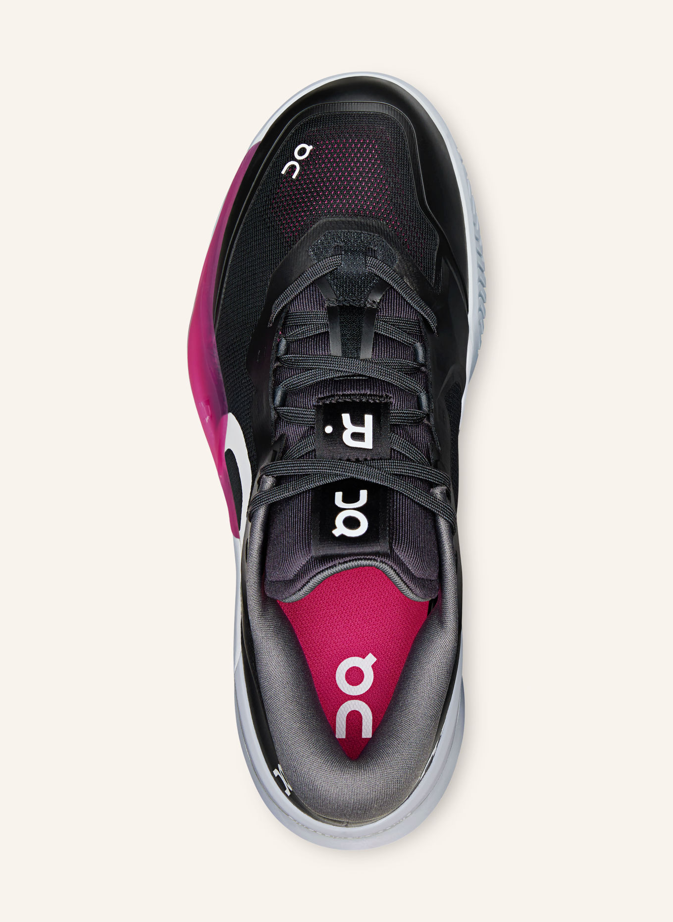 On Tennis shoes THE ROGER PRO 3 CLAY: BLACK / WHITE