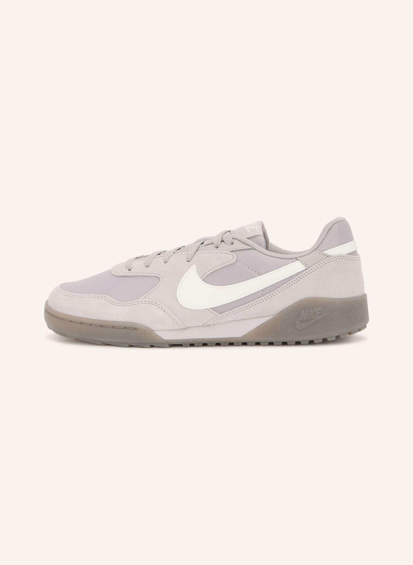 Nike TERRA MANTA SDE Sneakers: GRAY / WHITE
