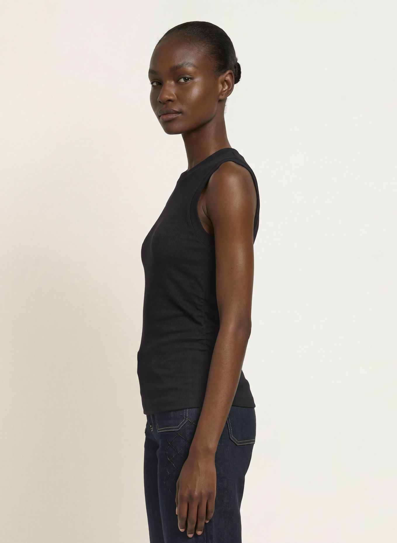 REISS Top TRUDY: ČERNÁ