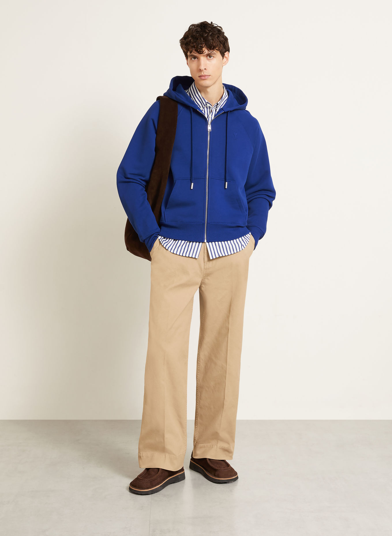 AMI PARIS sweat à capuche: BLEU