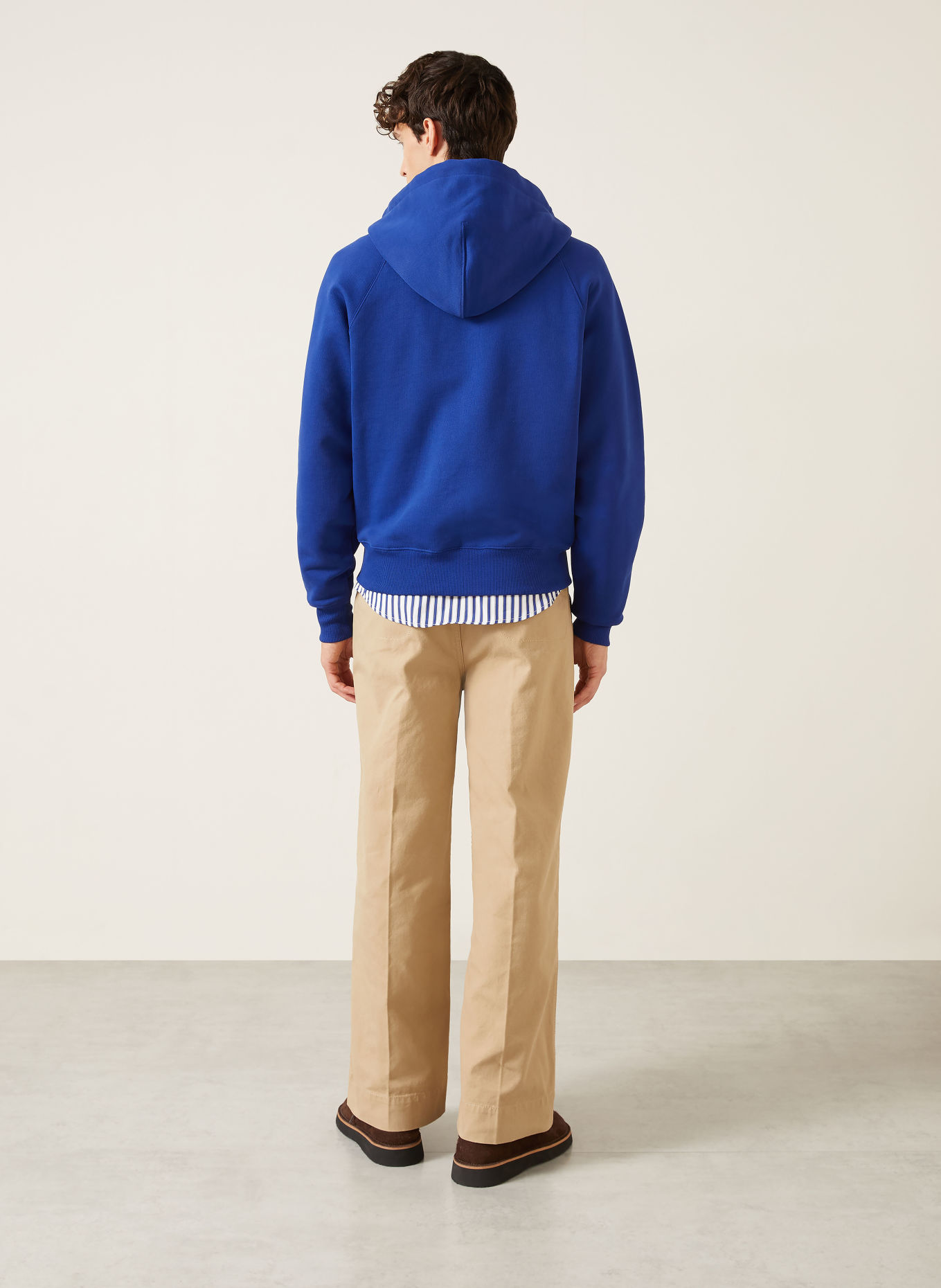 AMI PARIS sweat à capuche: BLEU