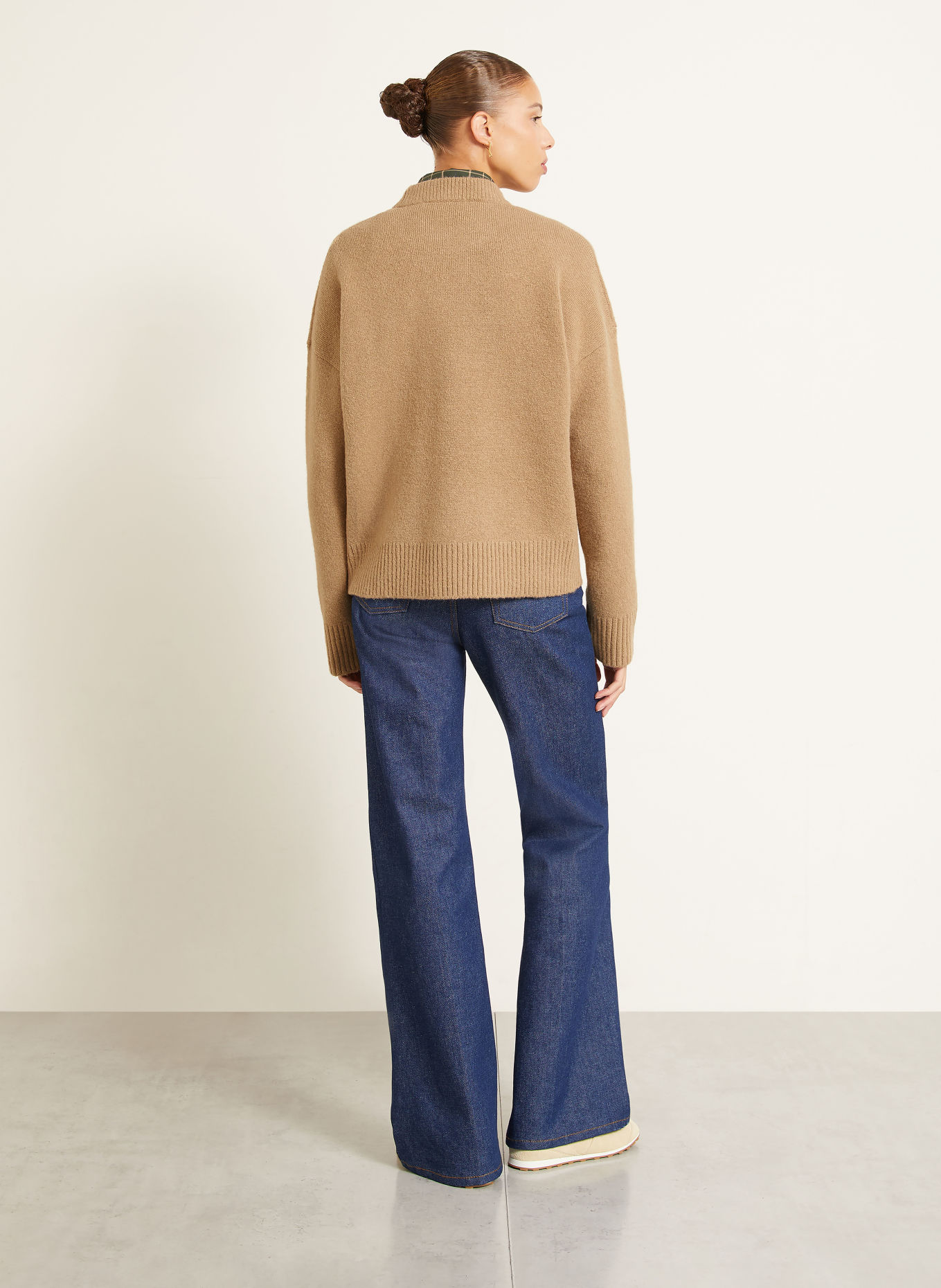 AMI PARIS Sweater with alpaca: CAMEL / CREAM