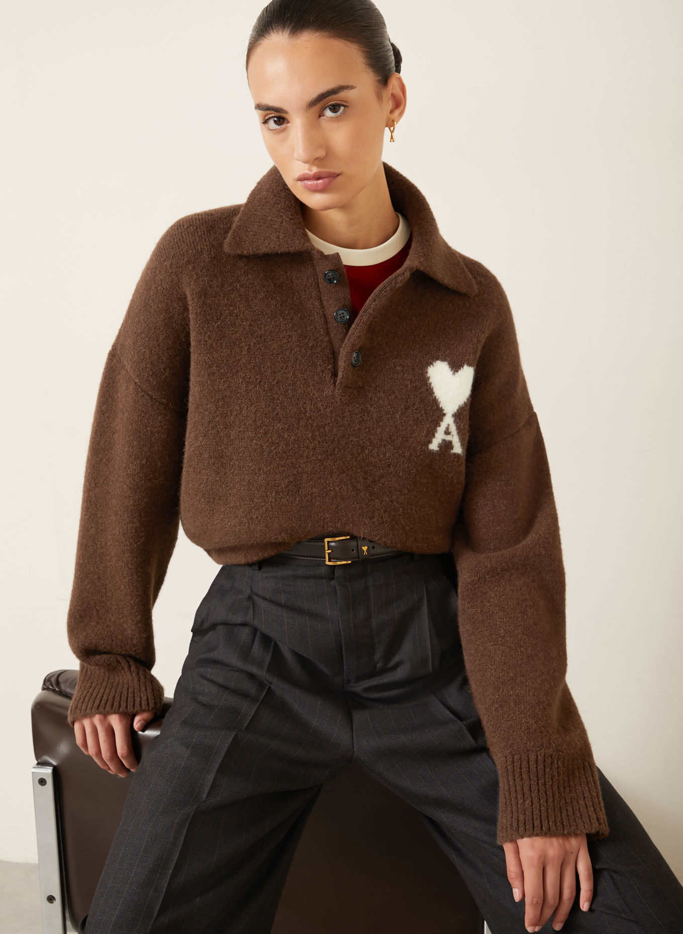 AMI PARIS Pullover mit Alpaka: DUNKELBRAUN / ECRU