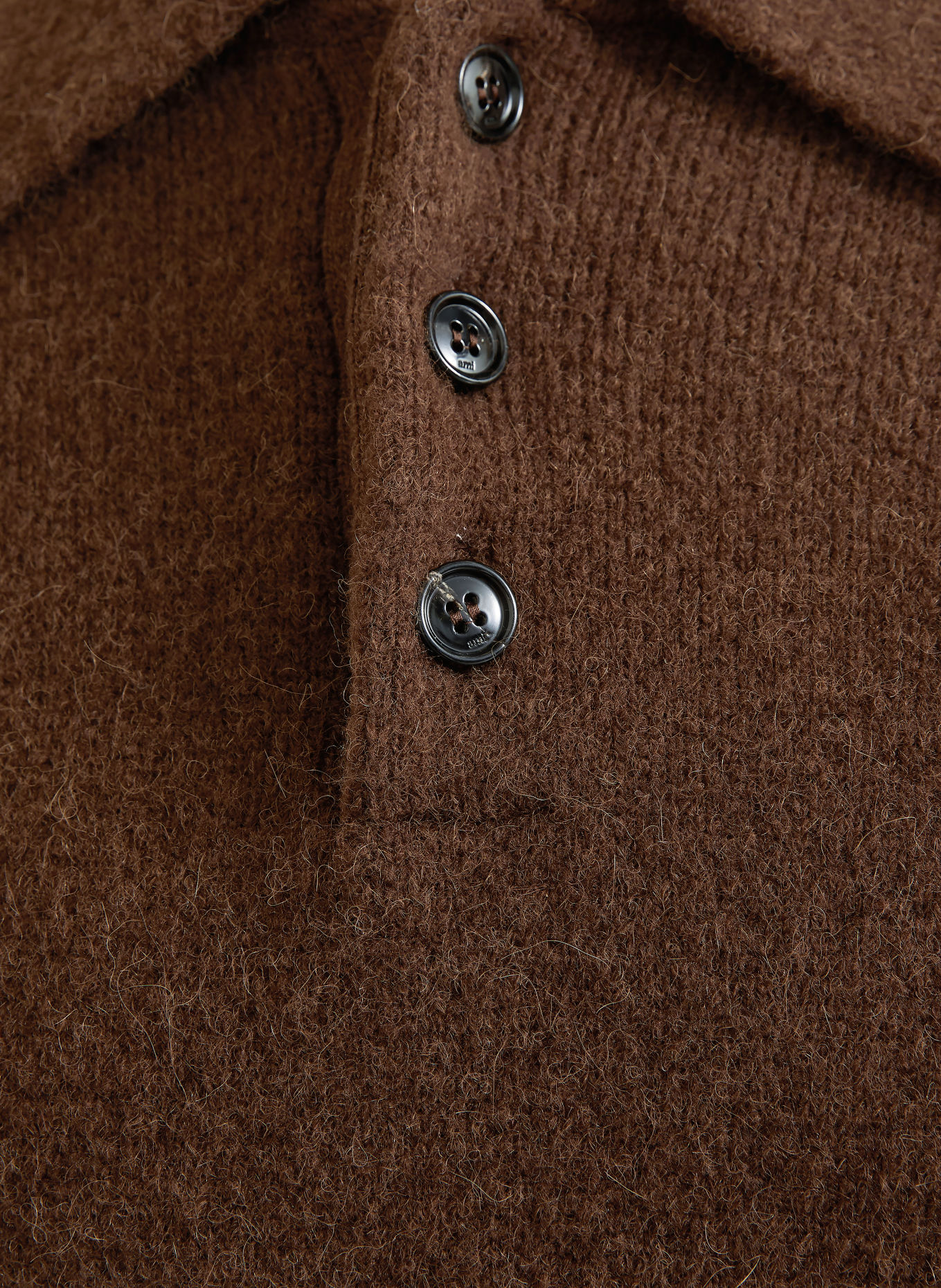AMI PARIS Pullover mit Alpaka: DUNKELBRAUN / ECRU