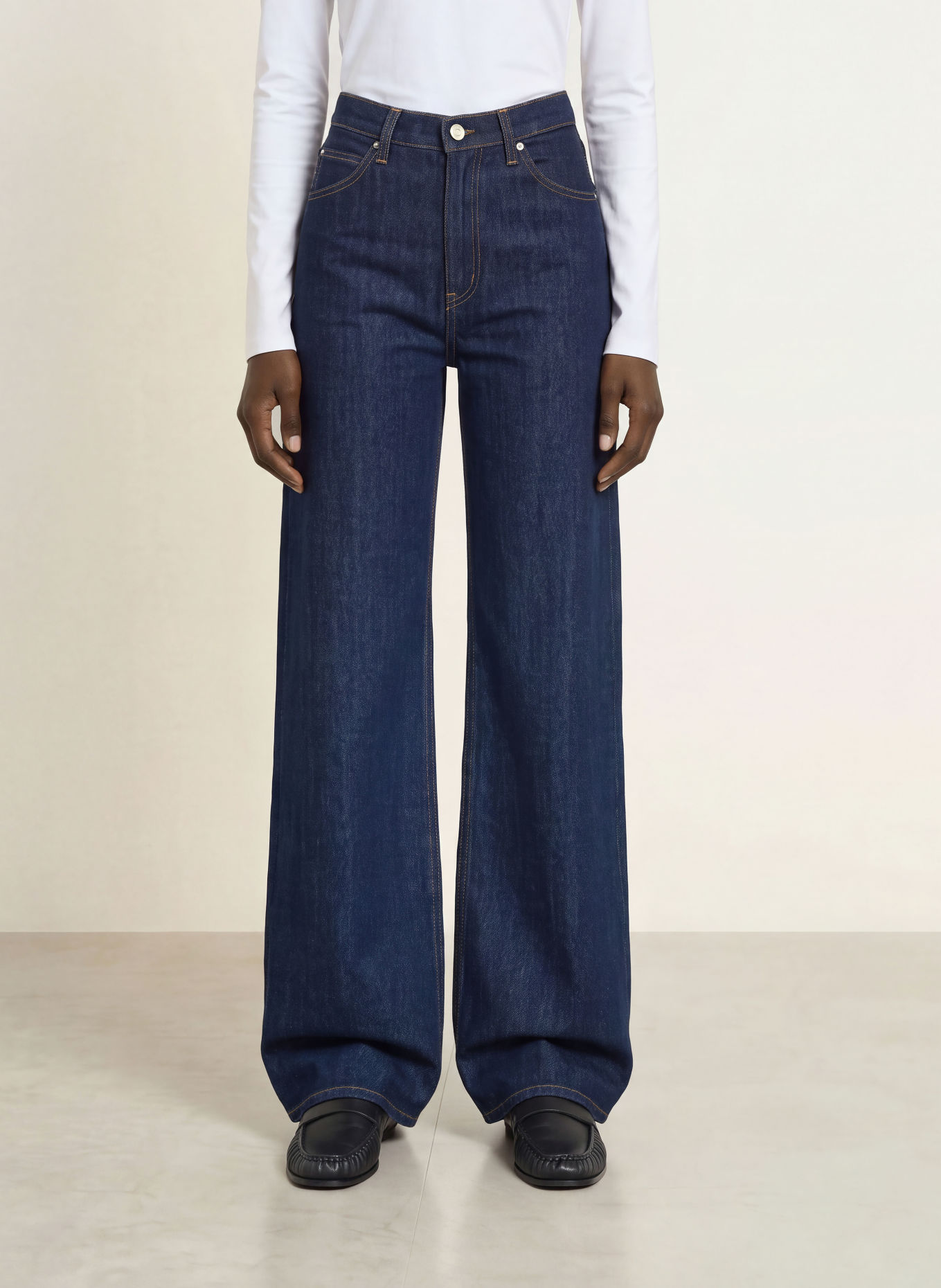 ARKET Straight jeans: 021 Denim Blue Medium