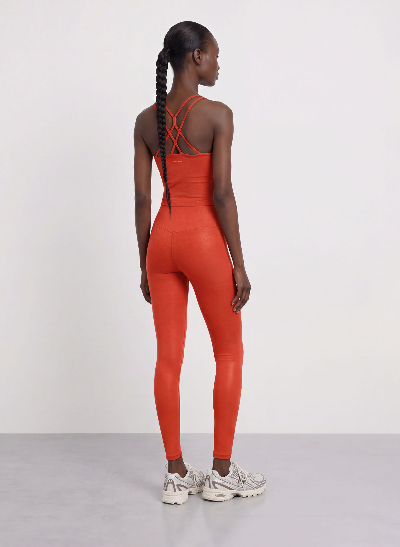 MANDALA Yoga-top: DONKERORANJE