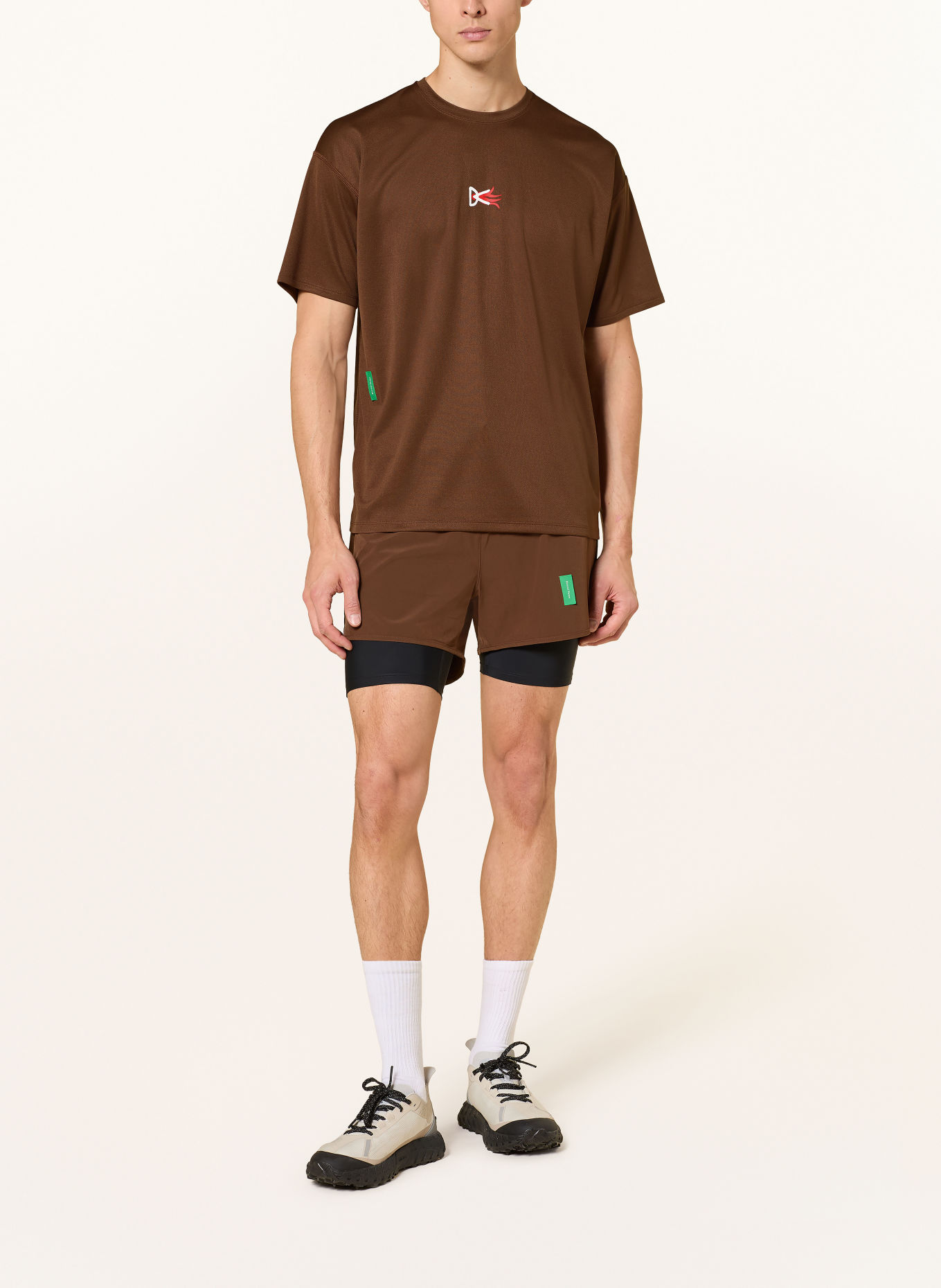 District Vision Running shirt: BROWN