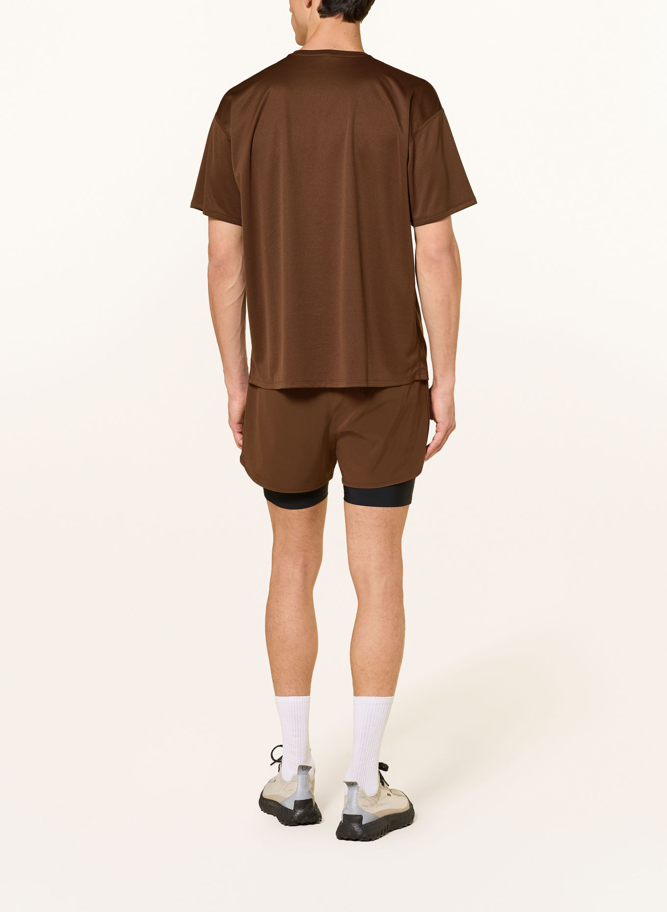 District Vision Running shirt: BROWN