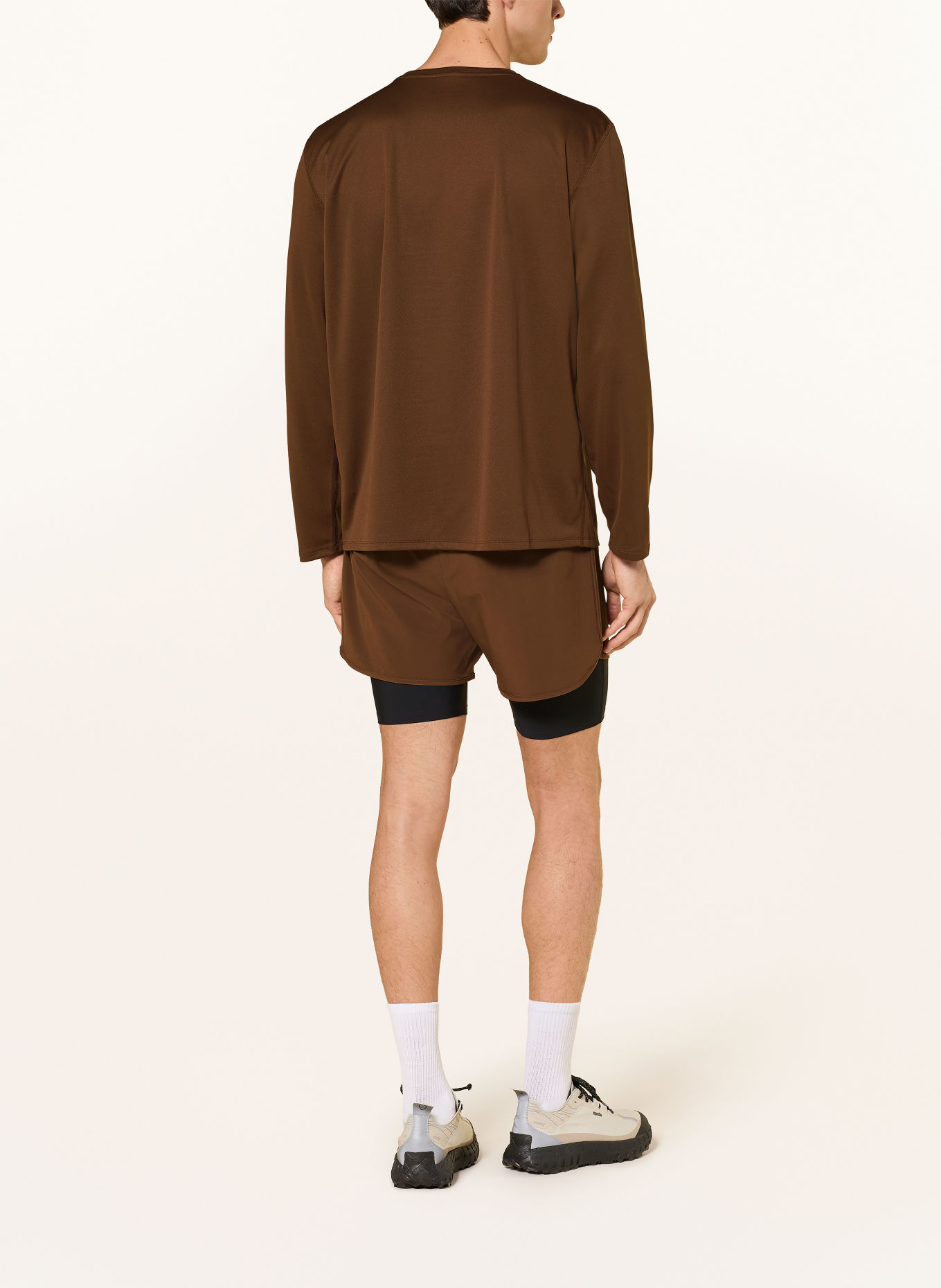 District Vision Running shirt: BROWN