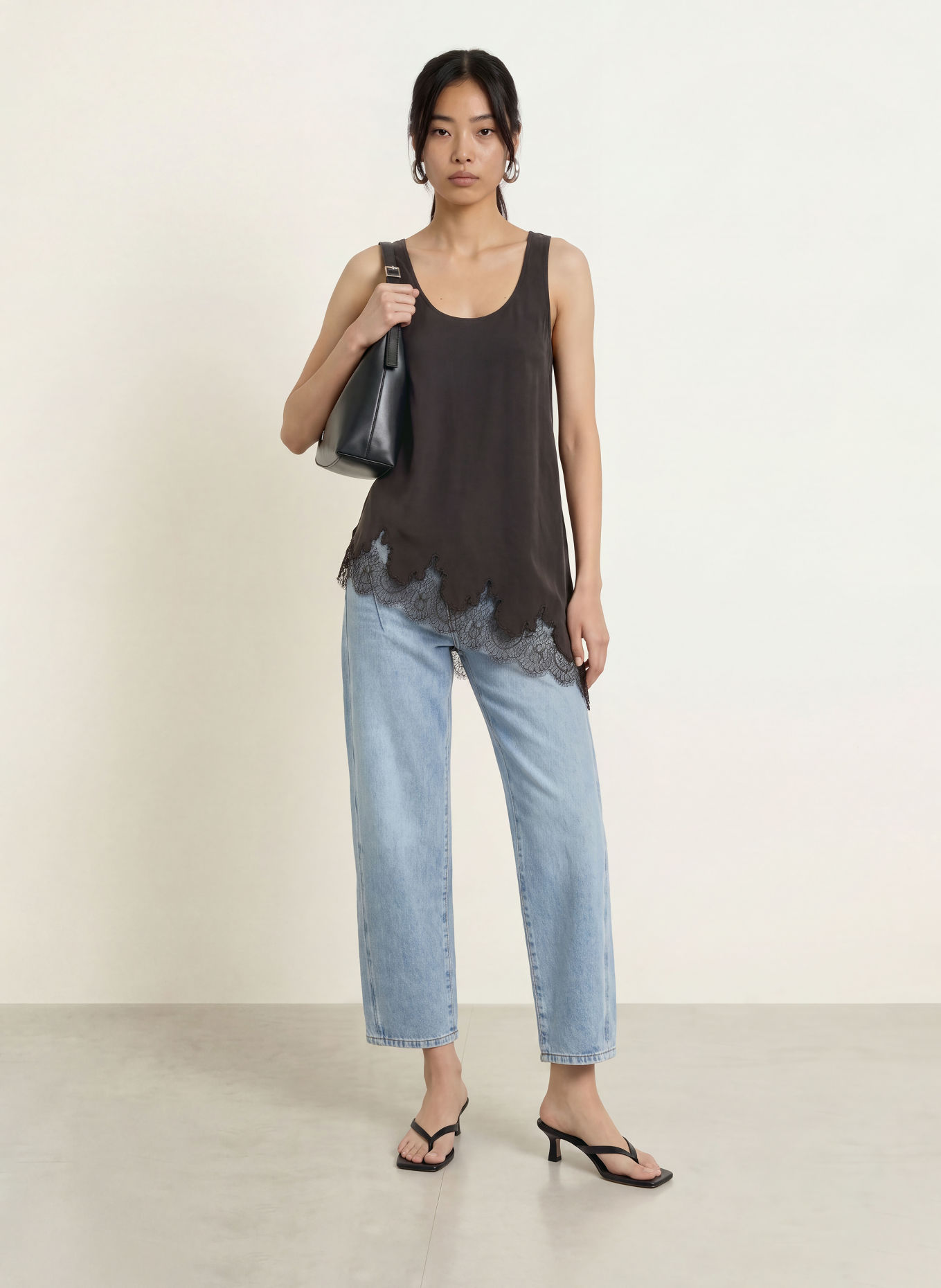 Y.A.S. Barrel Jeans: LIGHT BLUE DENIM