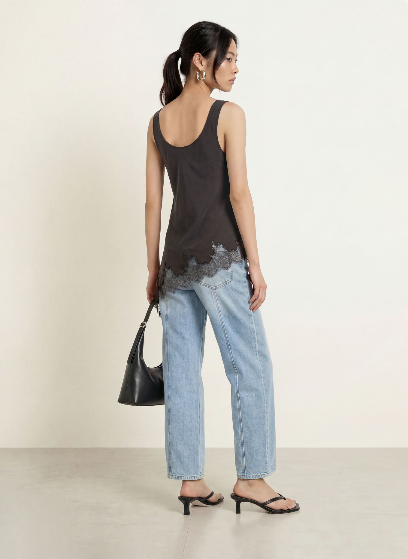 Y.A.S. Barrel Jeans: LIGHT BLUE DENIM