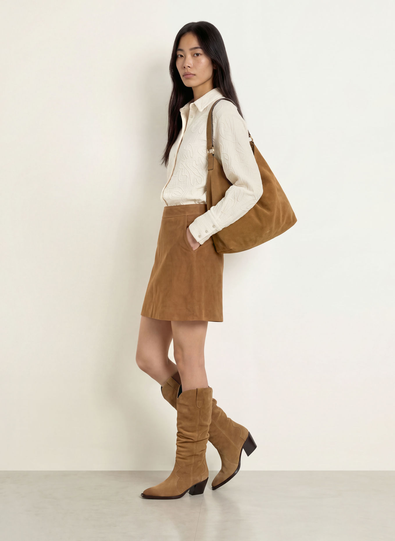 Y.A.S. Lederen rok: BRUIN