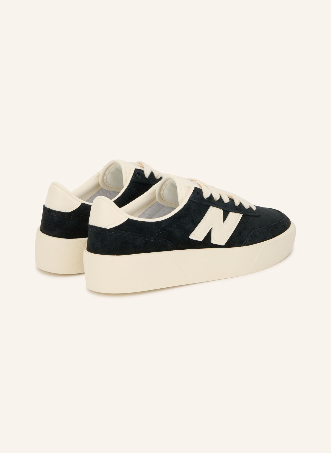 new balance Sneaker 750: SCHWARZ / CREME
