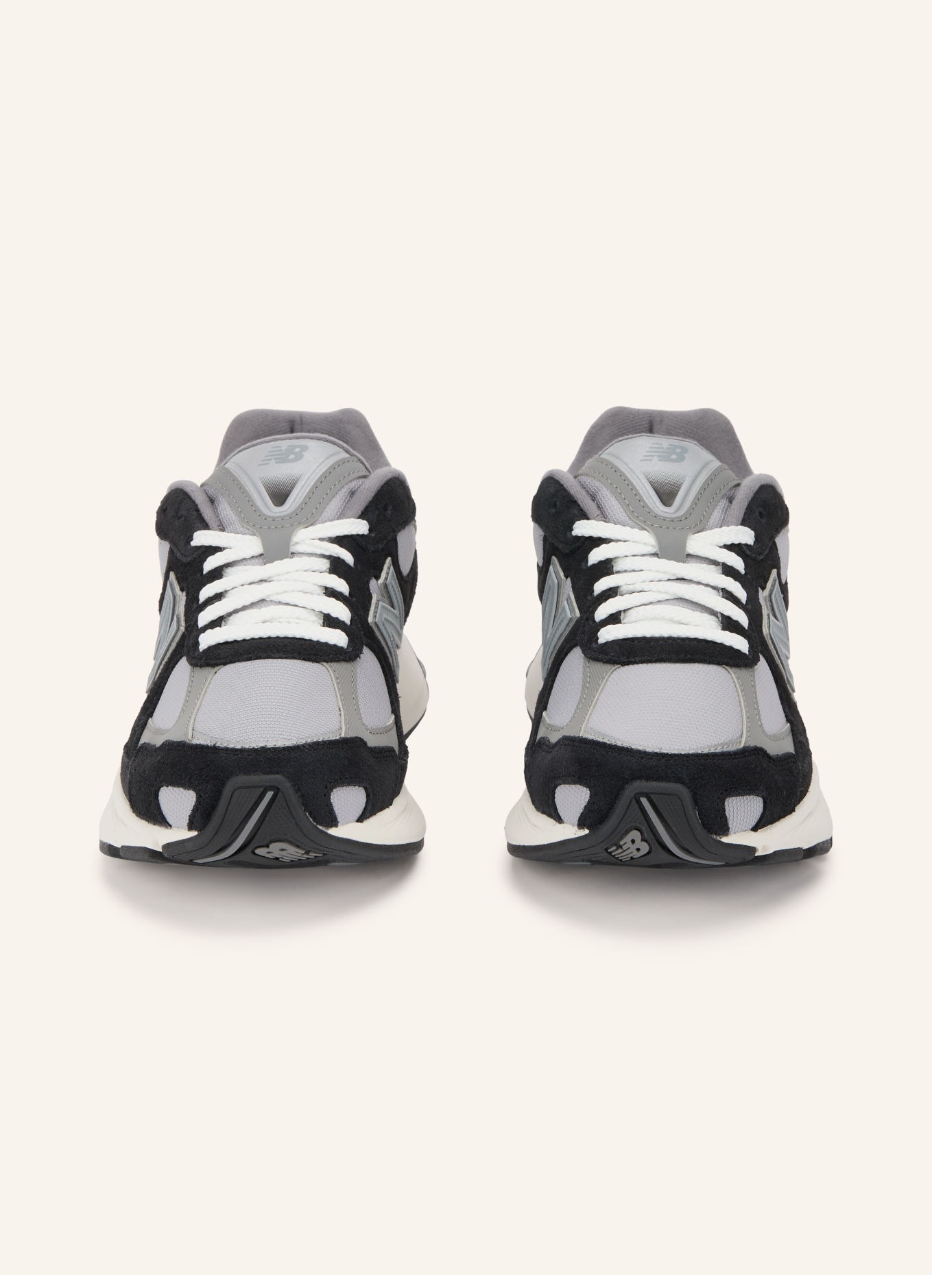 new balance Sneakers 2010: GRAY / BLACK