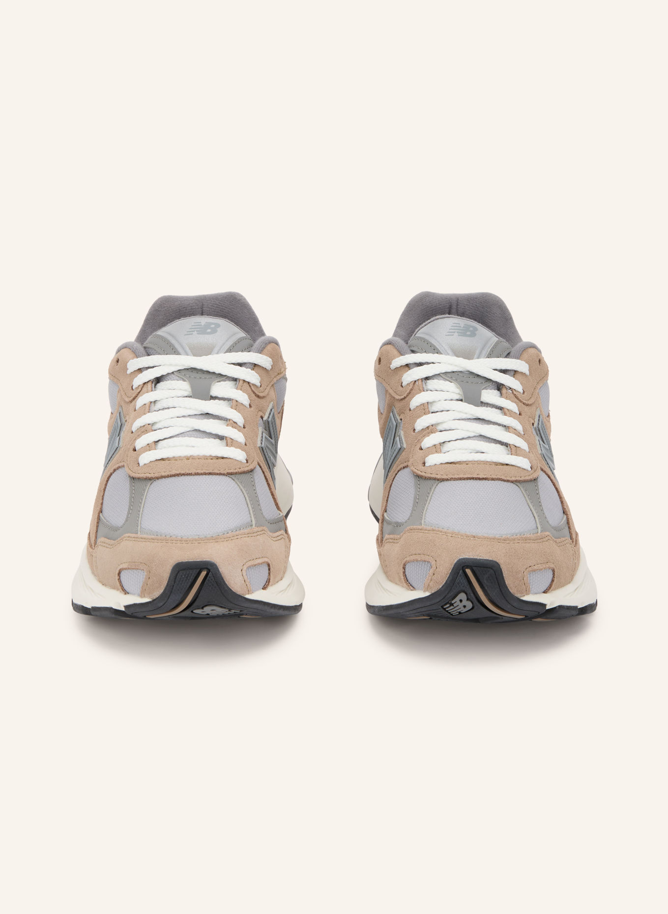 new balance Sneakers 2010: GRAY / LIGHT BROWN