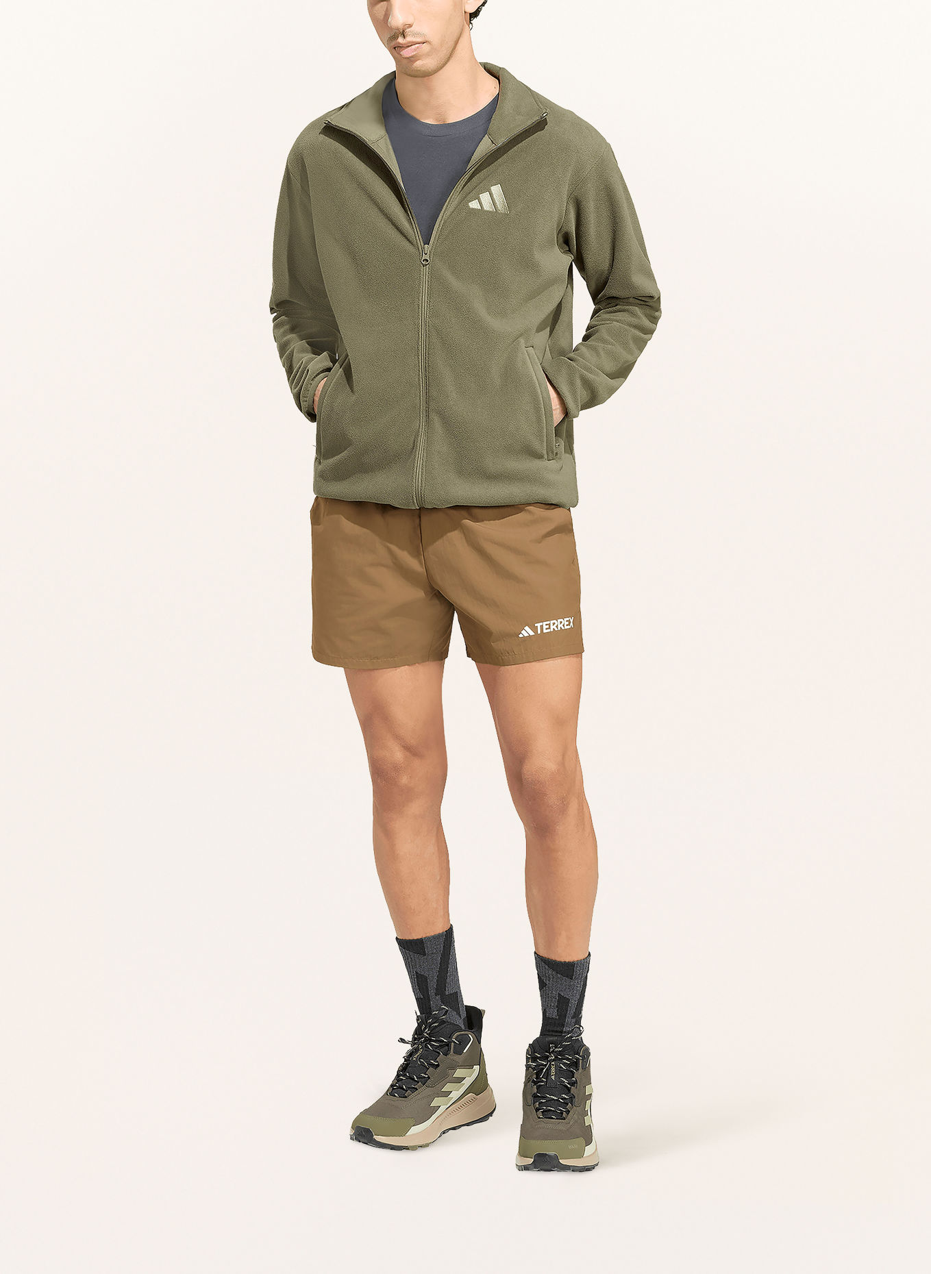 adidas TERREX Fleecejacke MOUNTAIN ESSENTIALS: OLIV