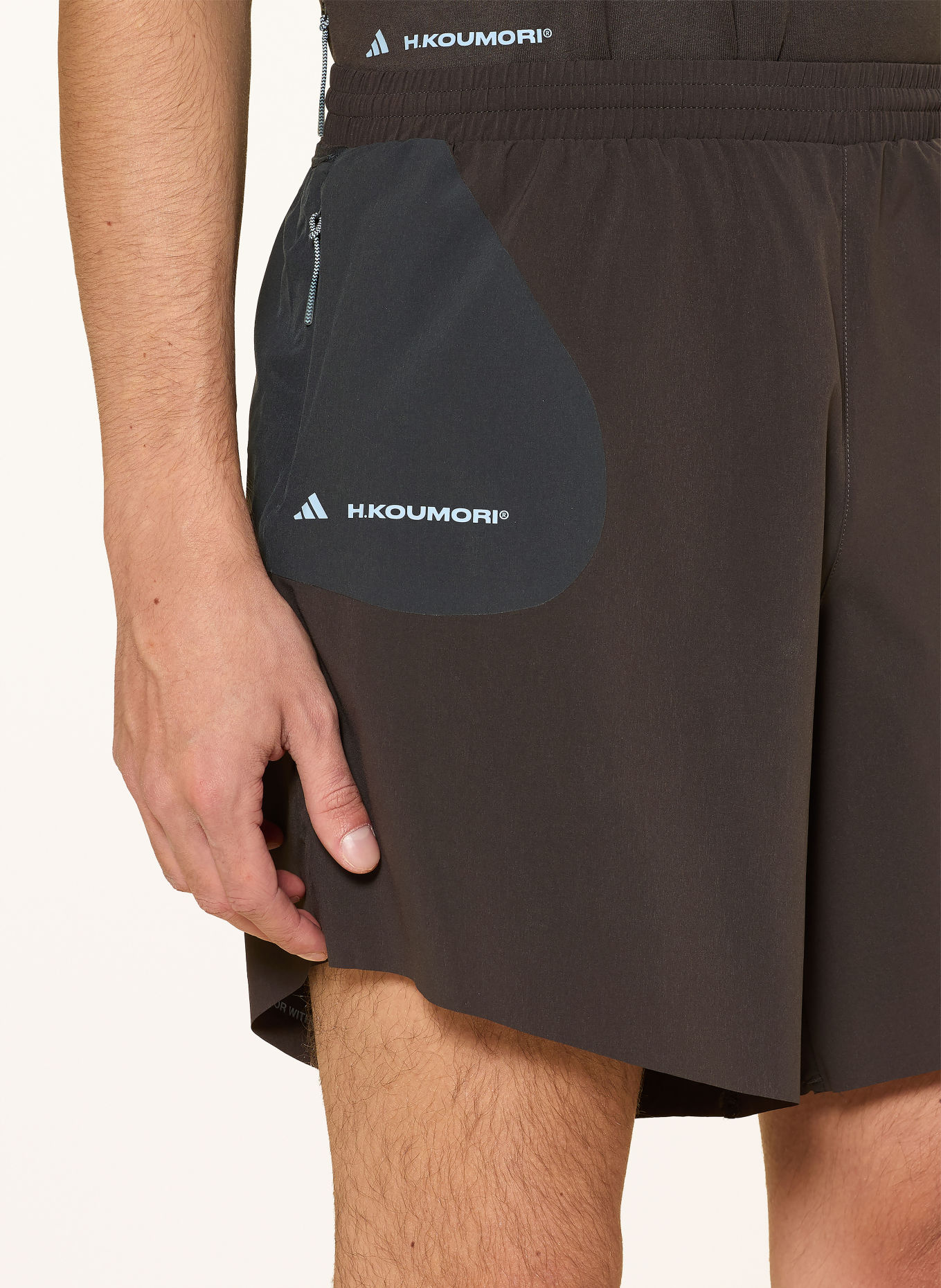 adidas 2-in-1 running shorts ADI365 HERMANOS KOUMORI: DARK BROWN / DARK GRAY
