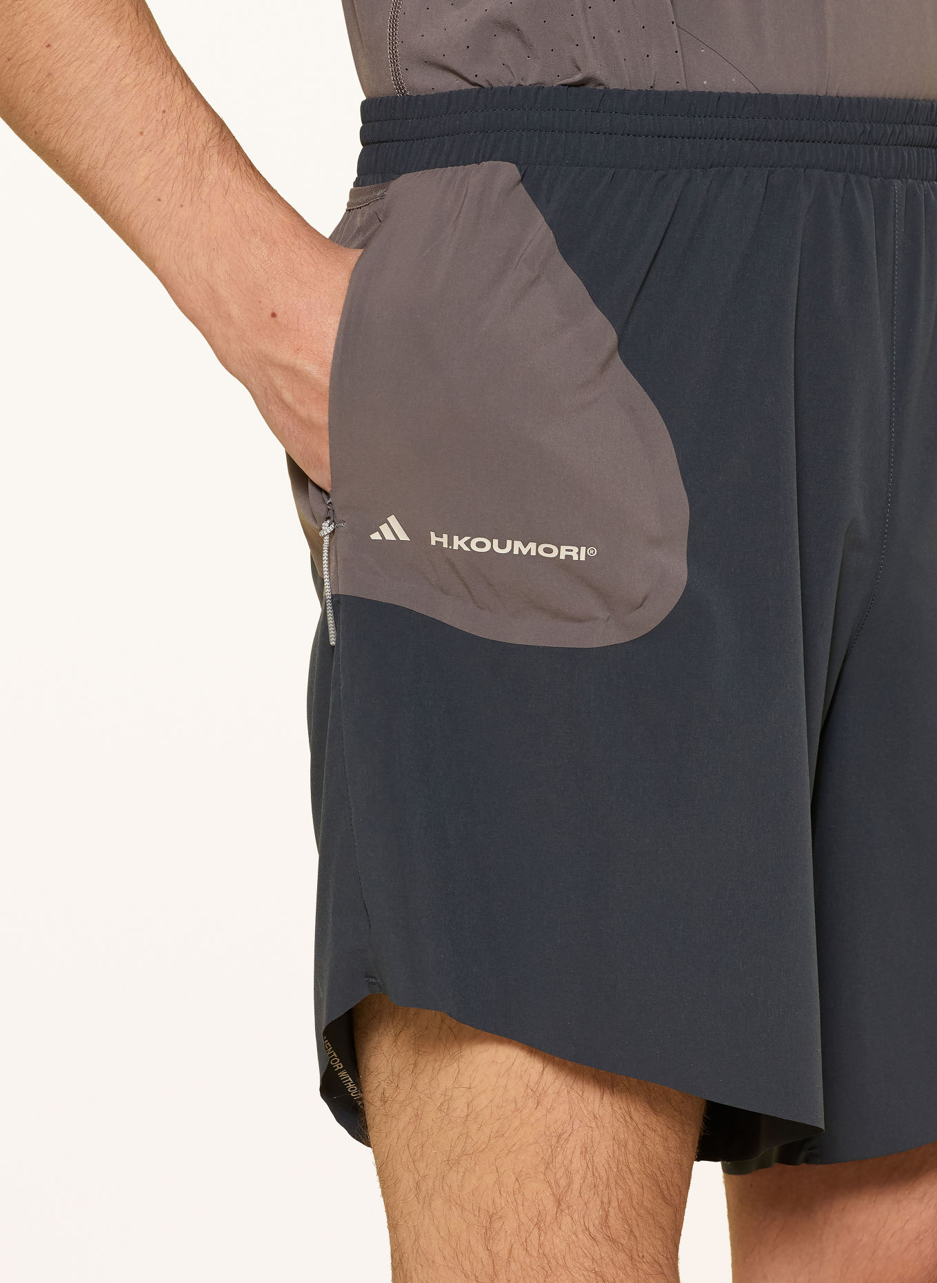adidas 2-in-1 running shorts ADI365 HERMANOS KOUMORI: DARK BLUE / DARK GRAY