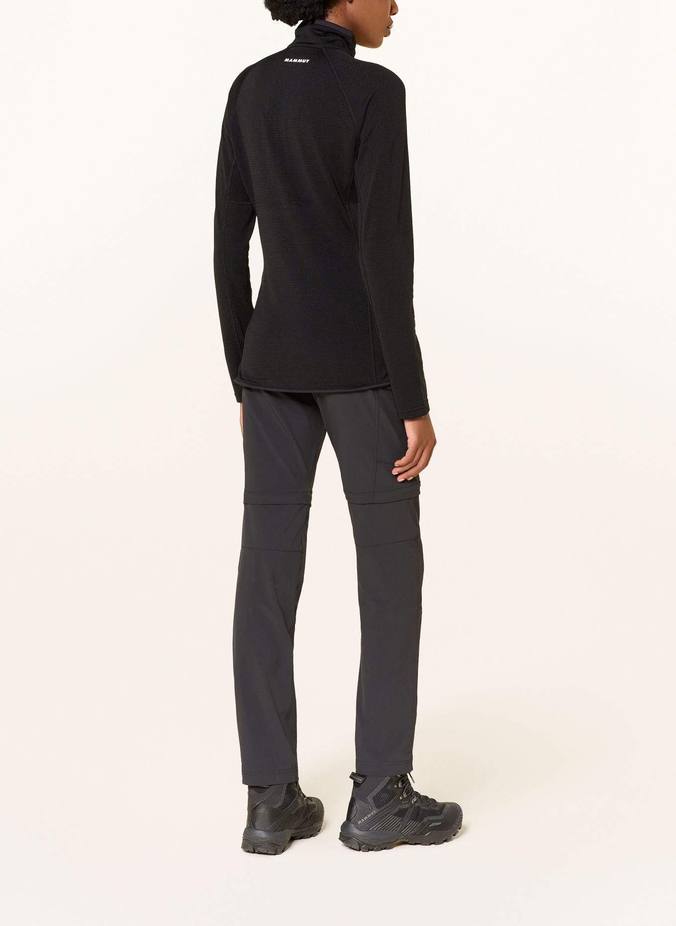 MAMMUT Mellanlager AENERGY LIGHT: SVART