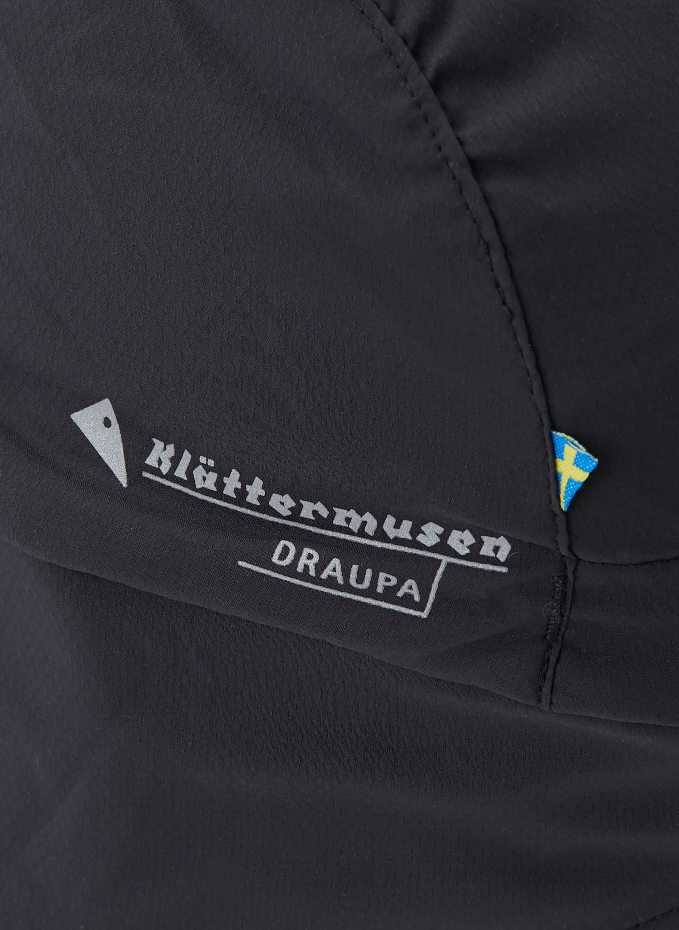 Klättermusen Pet DRAUPA: ZWART
