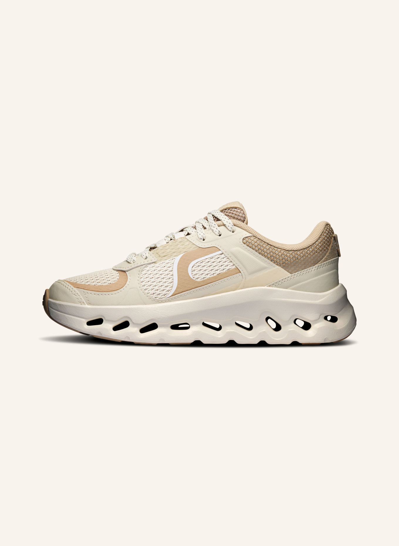 On Sneaker CLOUDTILT ARC: BEIGE / HELLBRAUN / CREME