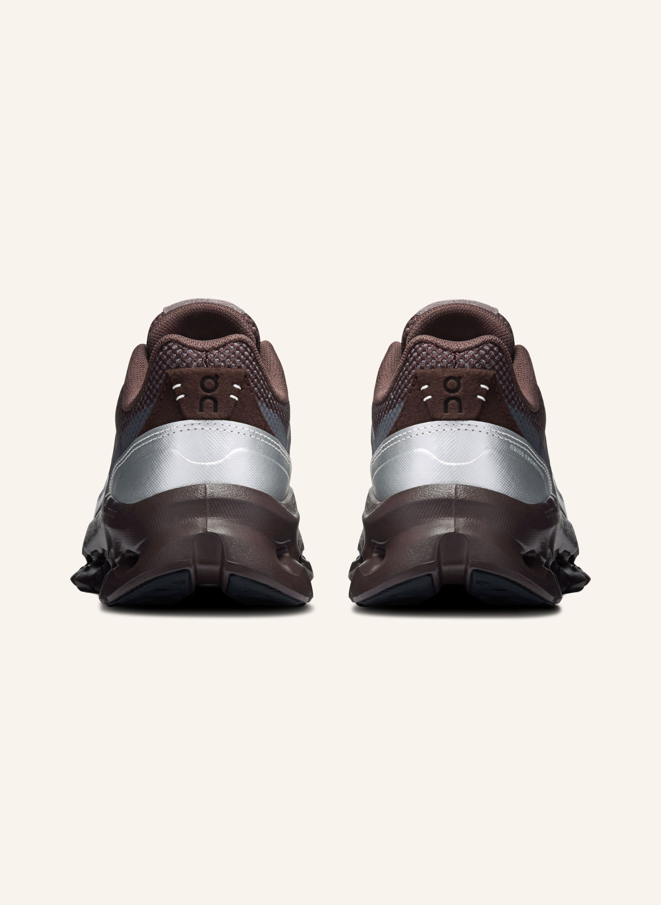 On Adidași CLOUDTILT ARC: MARO ÎNCHIS / ARGINT / GRI ÎNCHIS