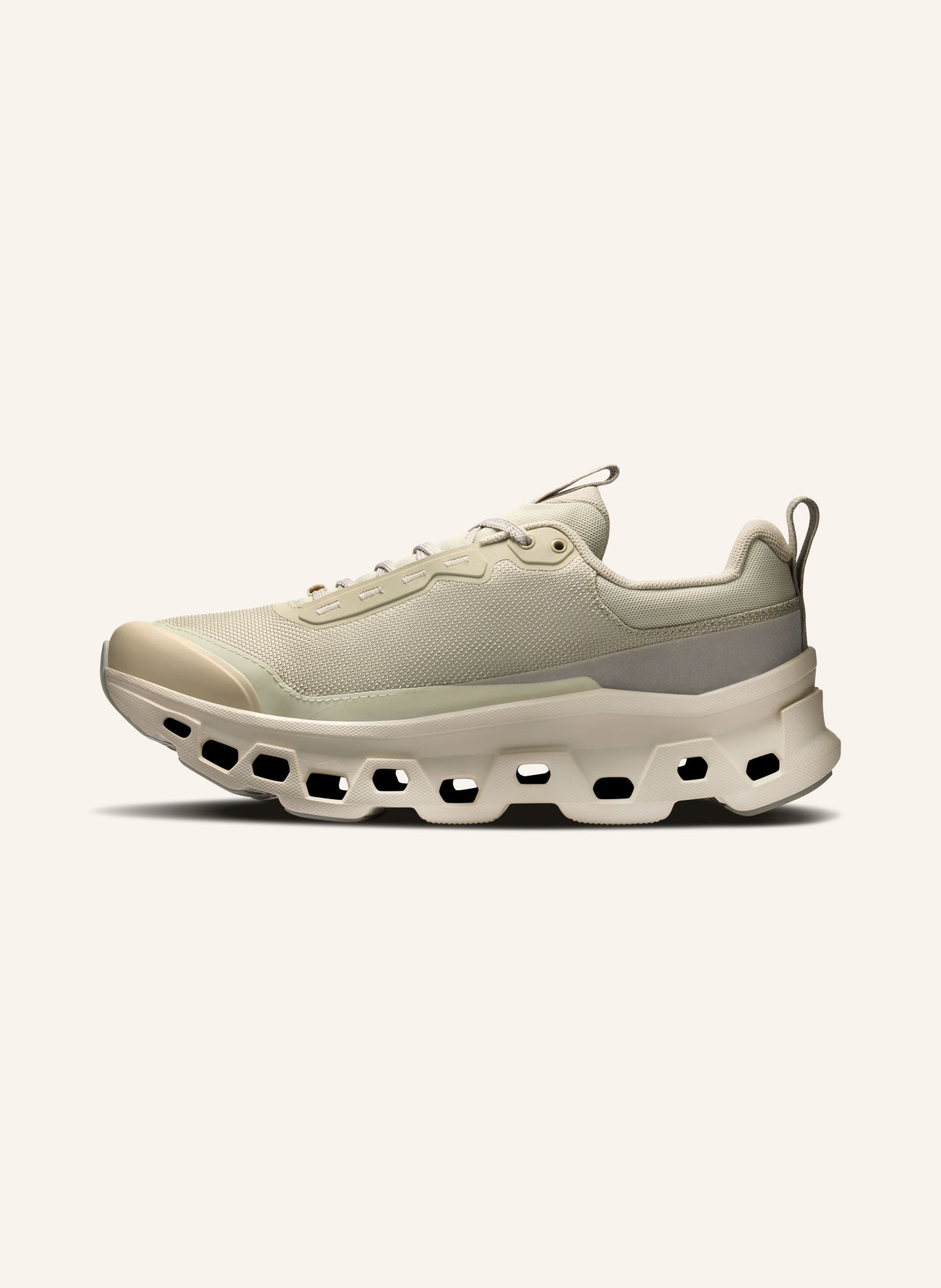 On Adidași CLOUDMONSTER 1 WP: BEJ / VERDE DESCHIS