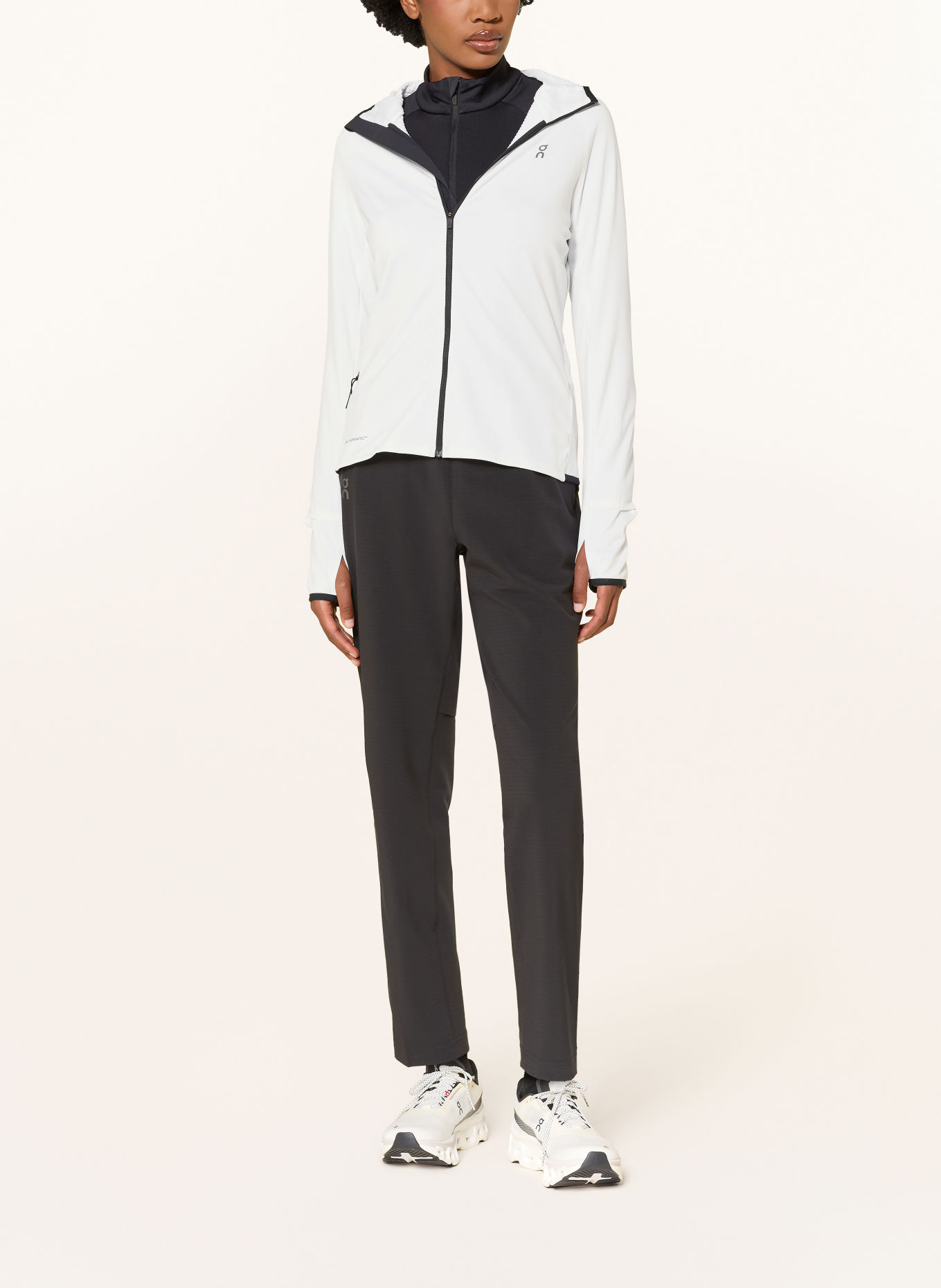 On Veste de course CLIMATE: BLANC / NOIR