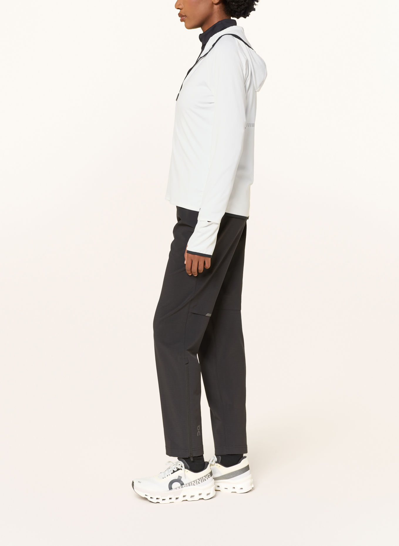 On Veste de course CLIMATE: BLANC / NOIR