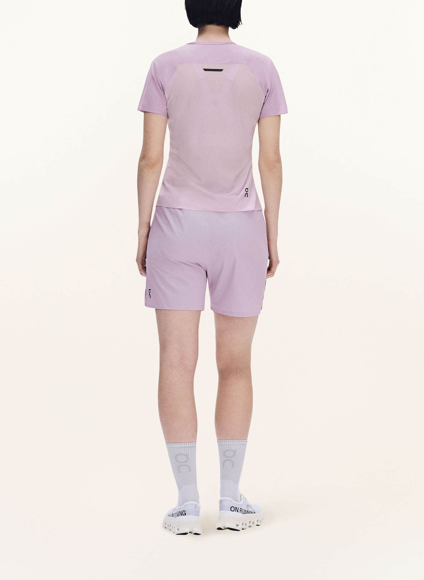 On Tricou funcțional PERFORMANCE-T: ROZ / ROZ DESCHIS