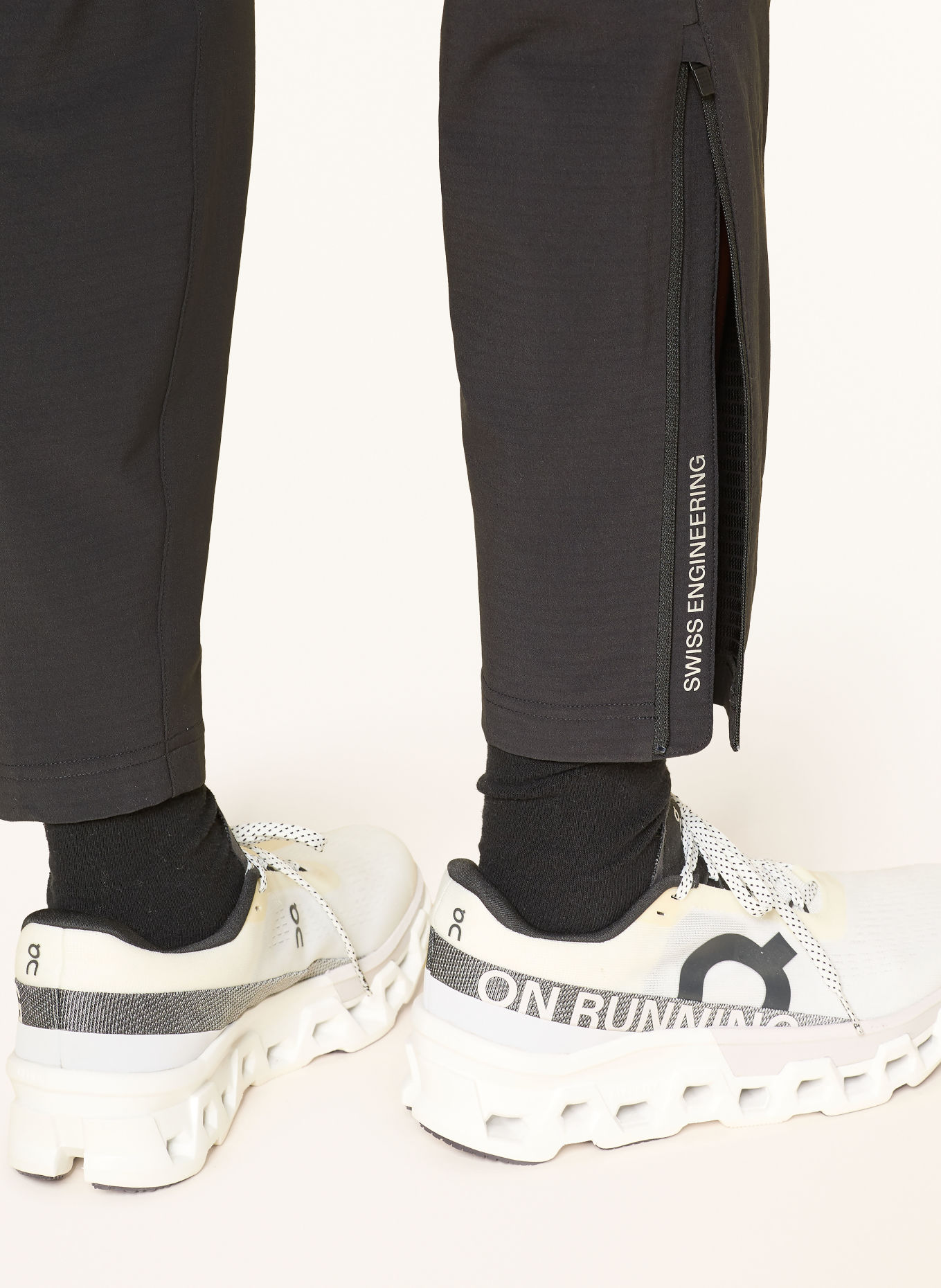 On Pantalon de course WEATHER WINTER: NOIR