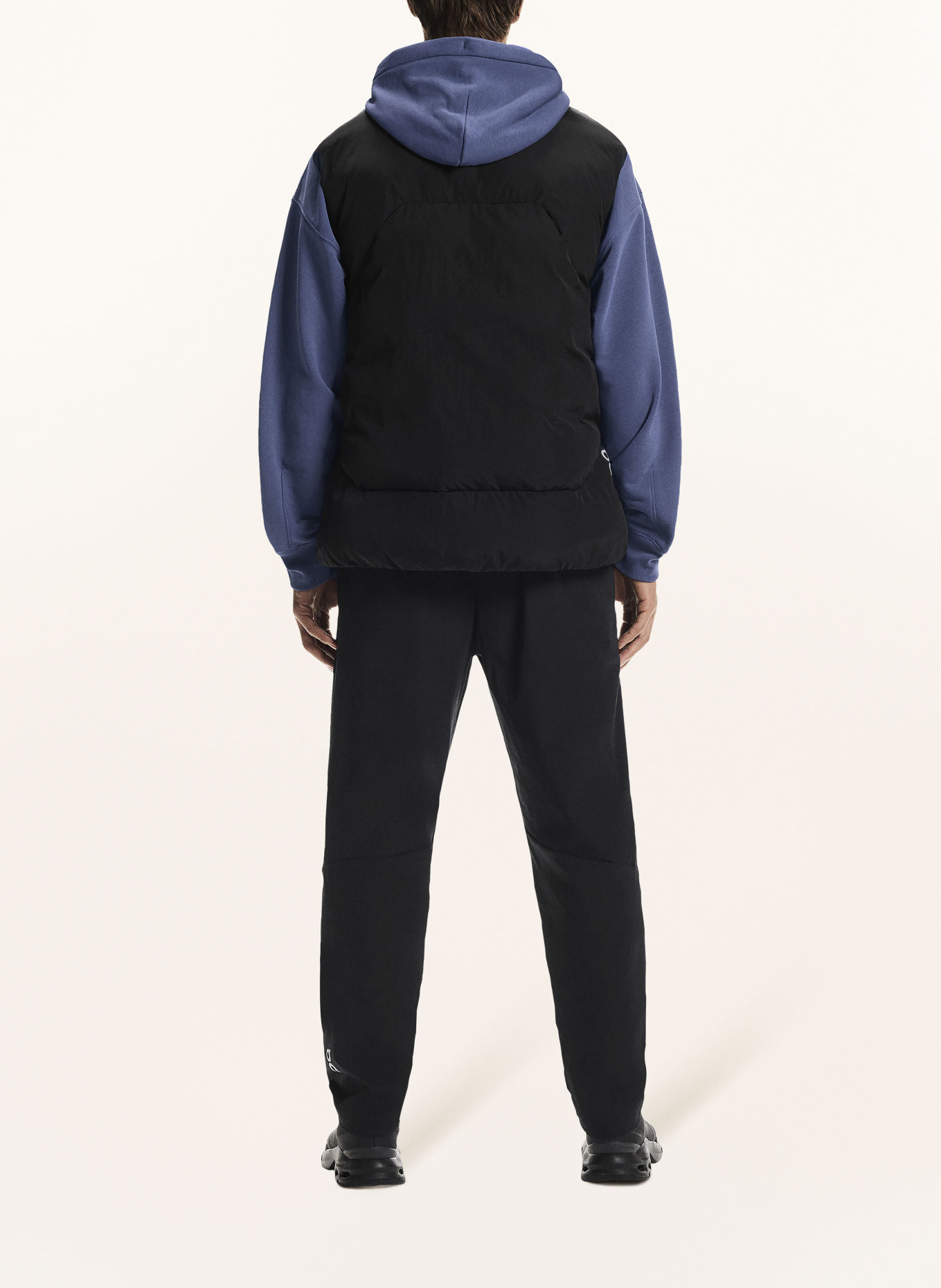 On ALL-DAY Quilted Vest: BLACK