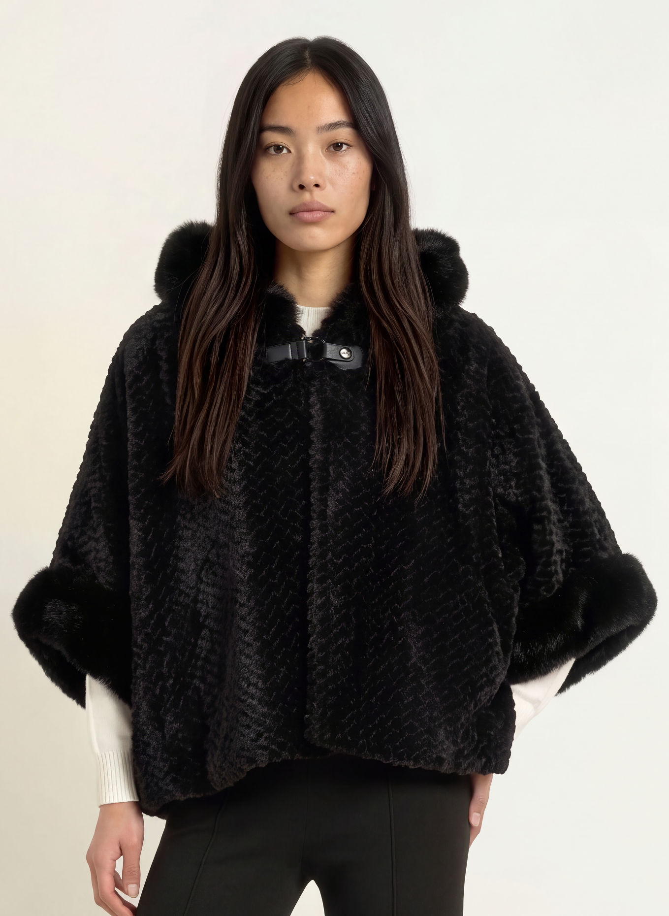 LIU JO Plush cape with rhinestones: BLACK