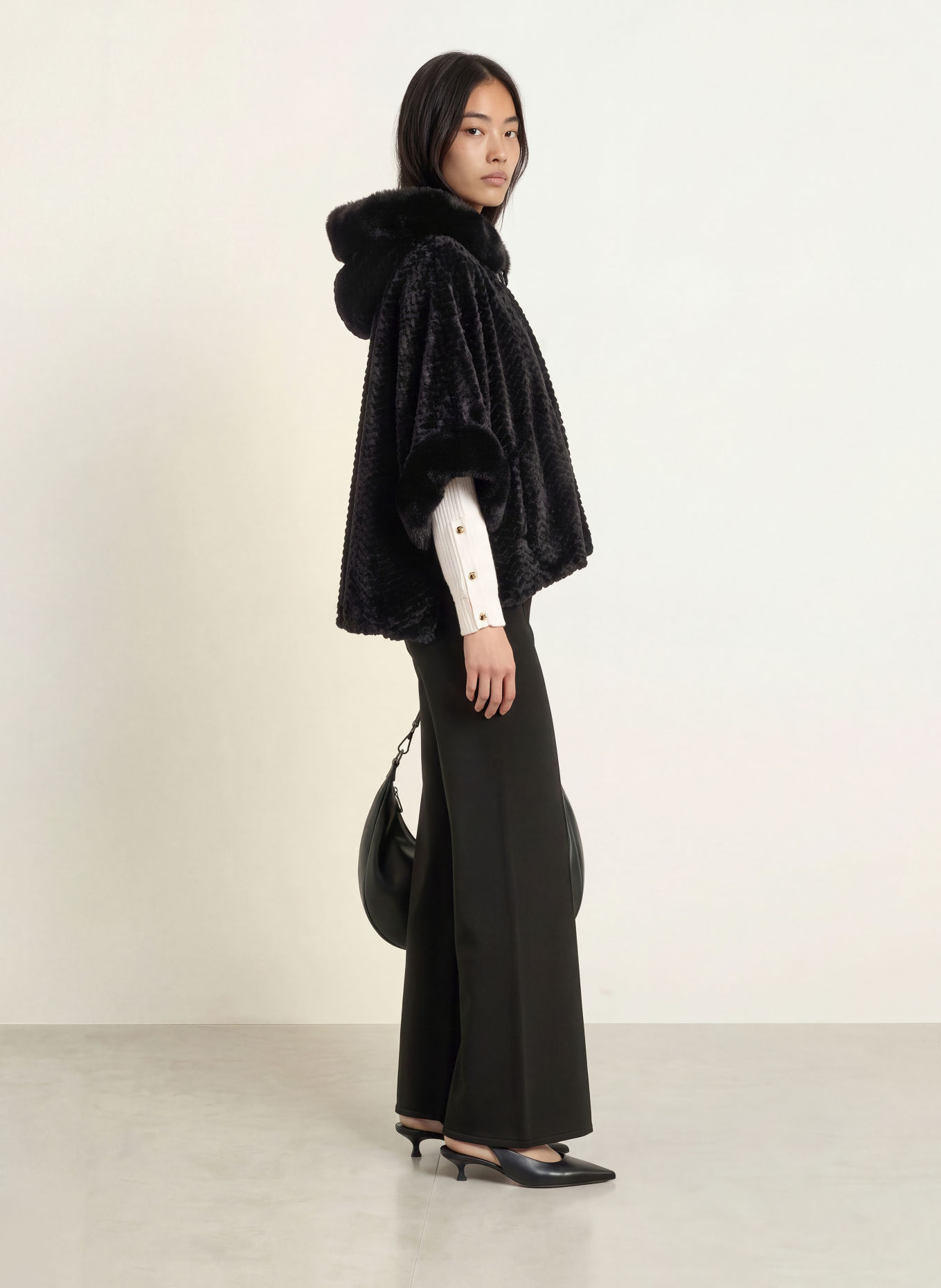 LIU JO Plush cape with rhinestones: BLACK