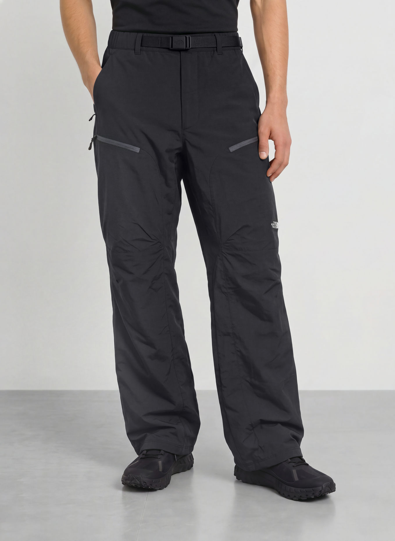 THE NORTH FACE NSE Hiking Pants: BLACK