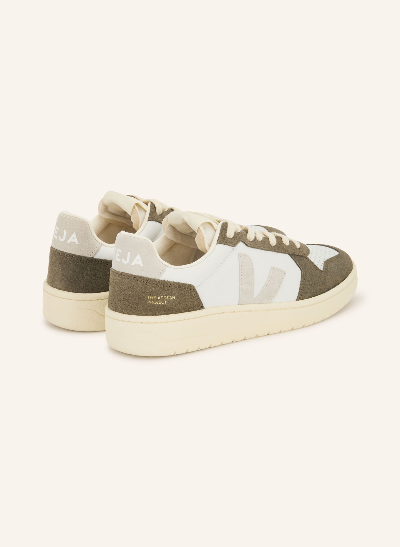VEJA V-82 Sneakers: CREAM / LIGHT GRAY / KHAKI