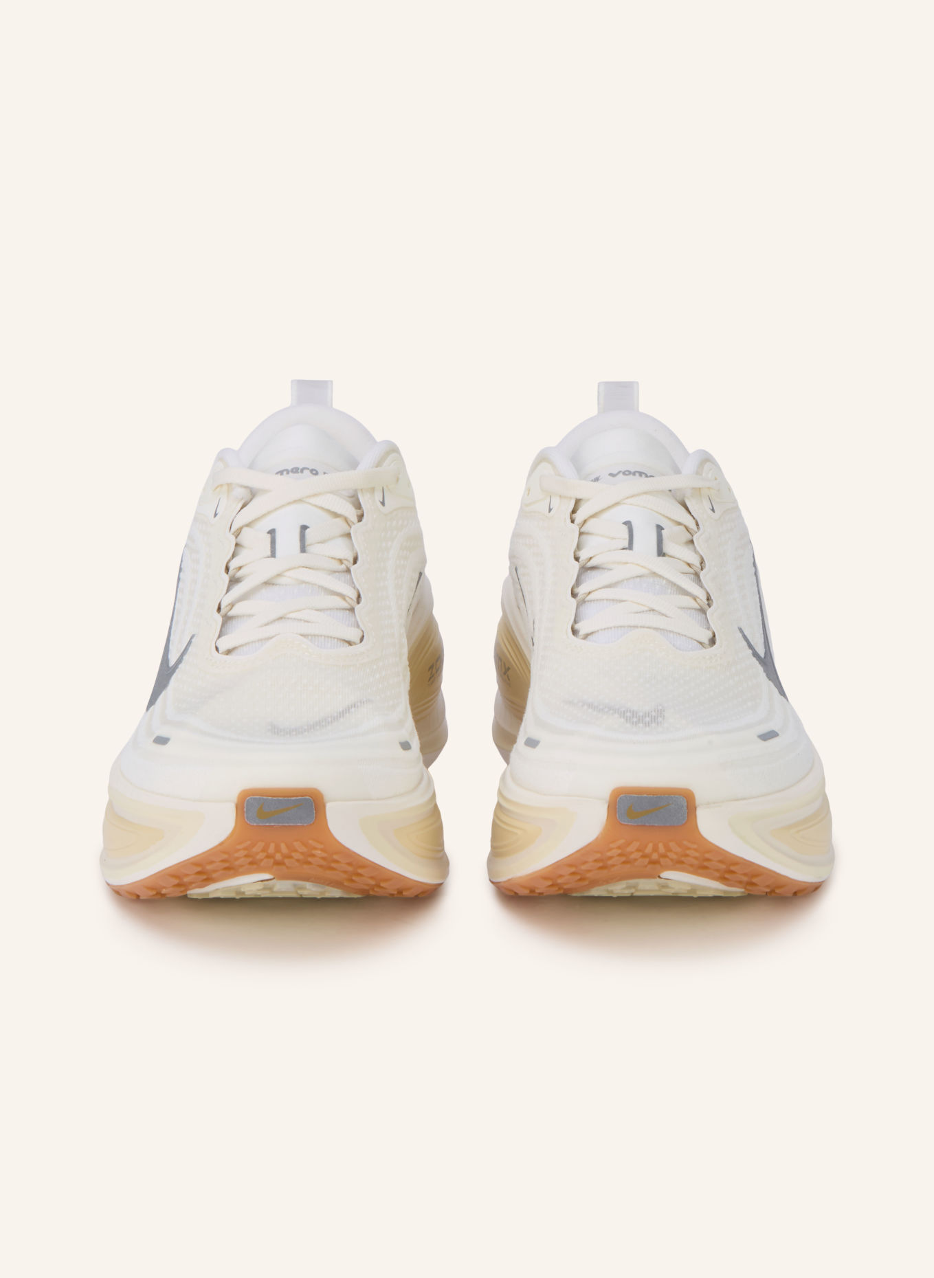 Nike Hardloopschoenen VOMERO PLUS: ECRU / ZILVER / WIT