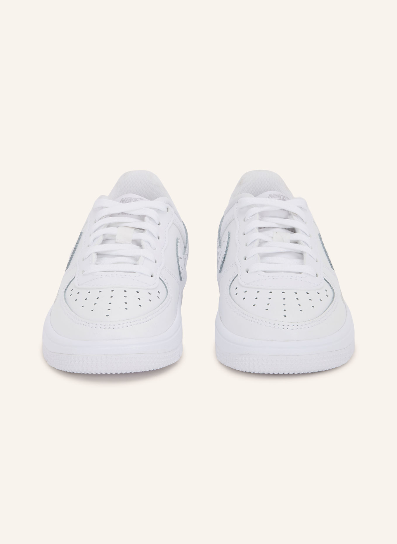 Nike FORCE 1 LOW LACE Sneakers: WHITE / SILVER